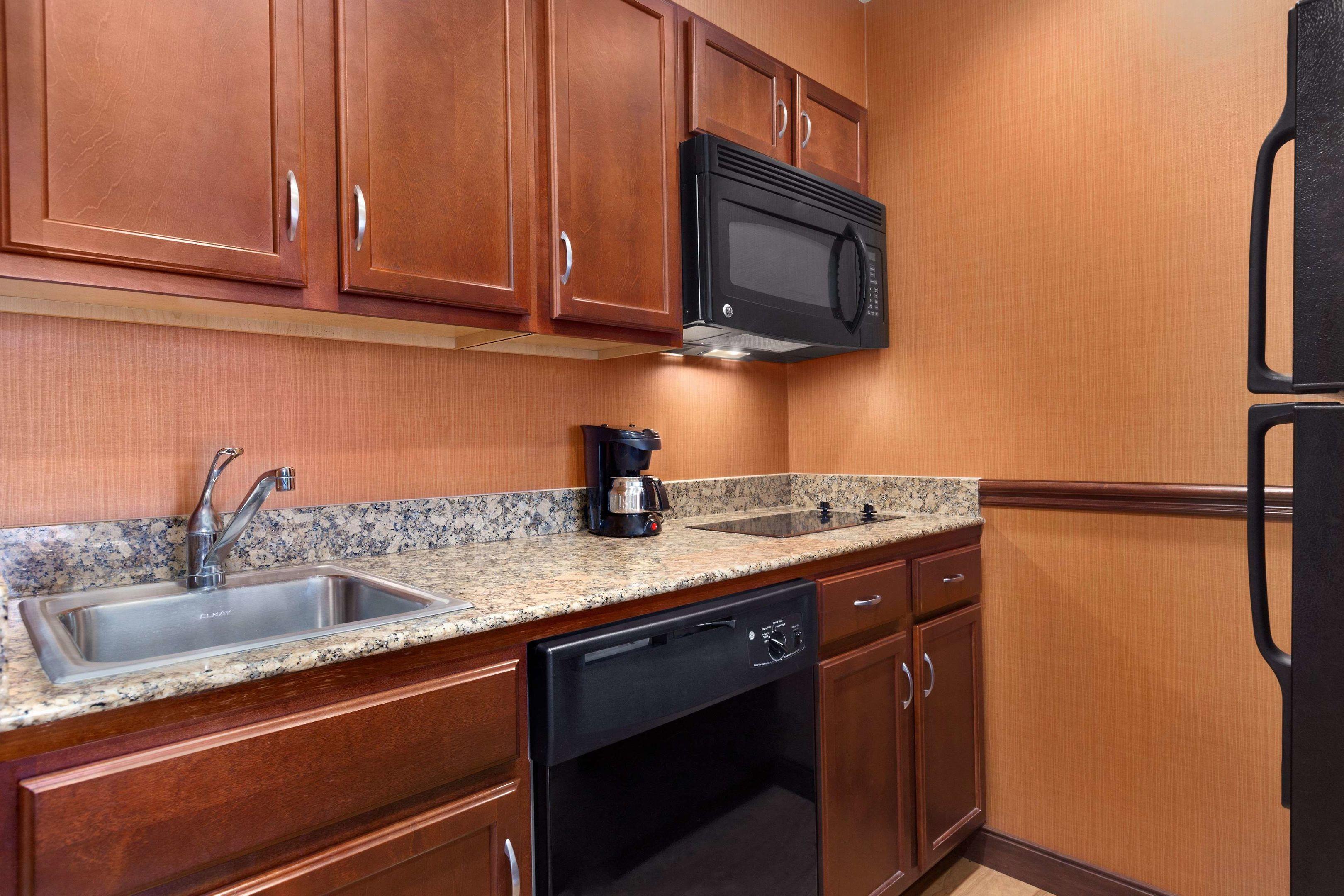 Homewood Suites by Hilton Medford — photo 3
