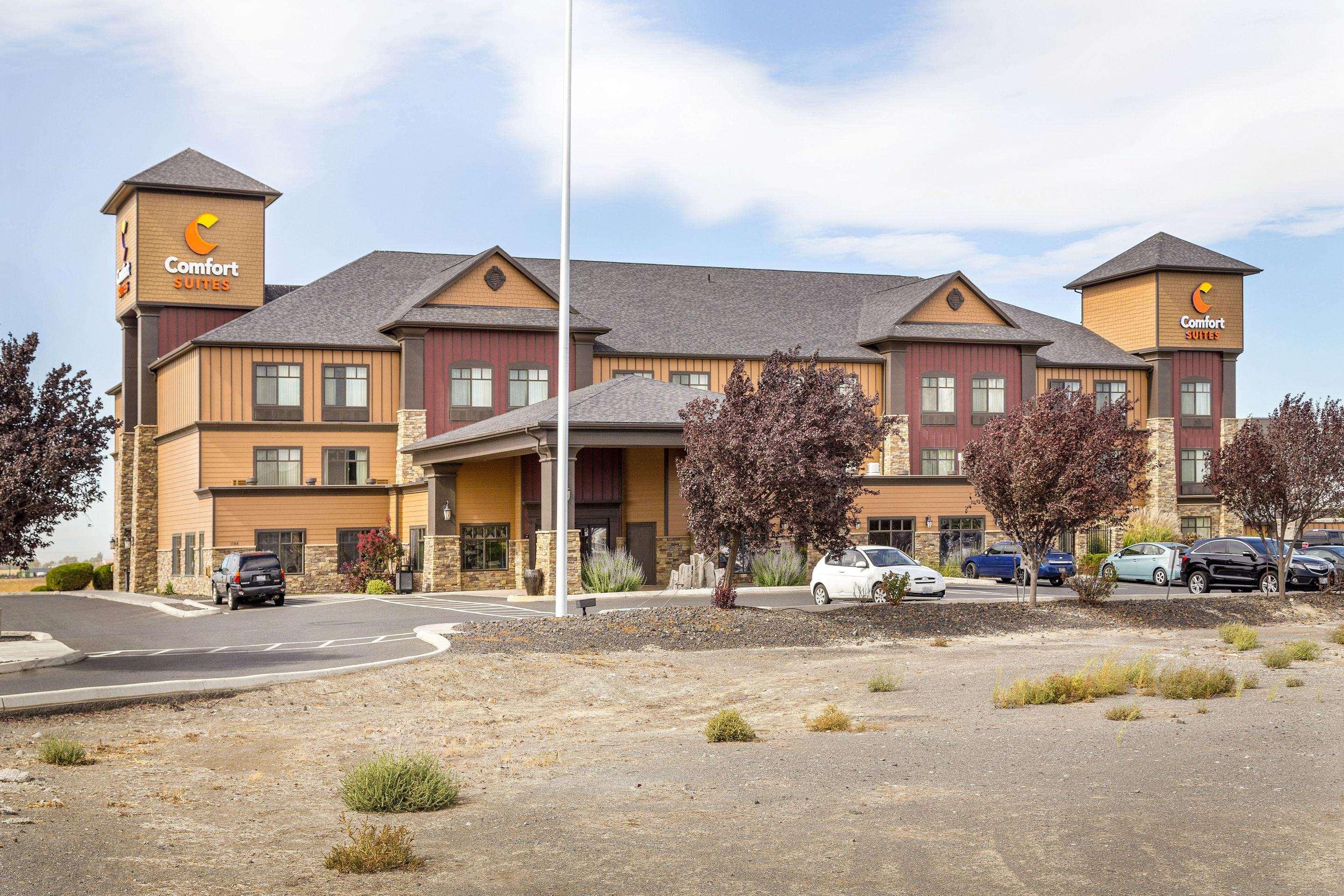 Comfort Suites — photo 5
