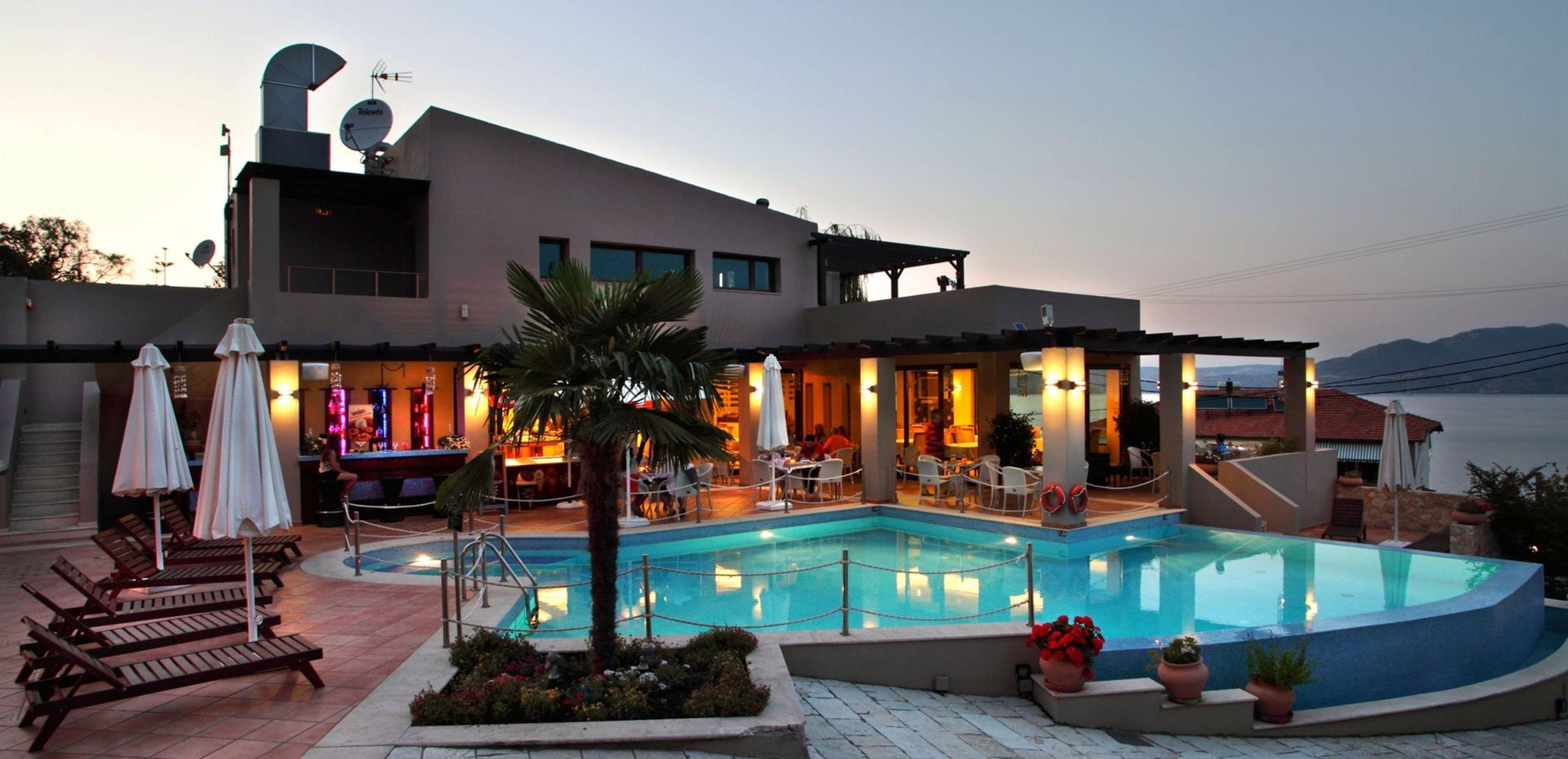 Tesoro Hotel — photo 4