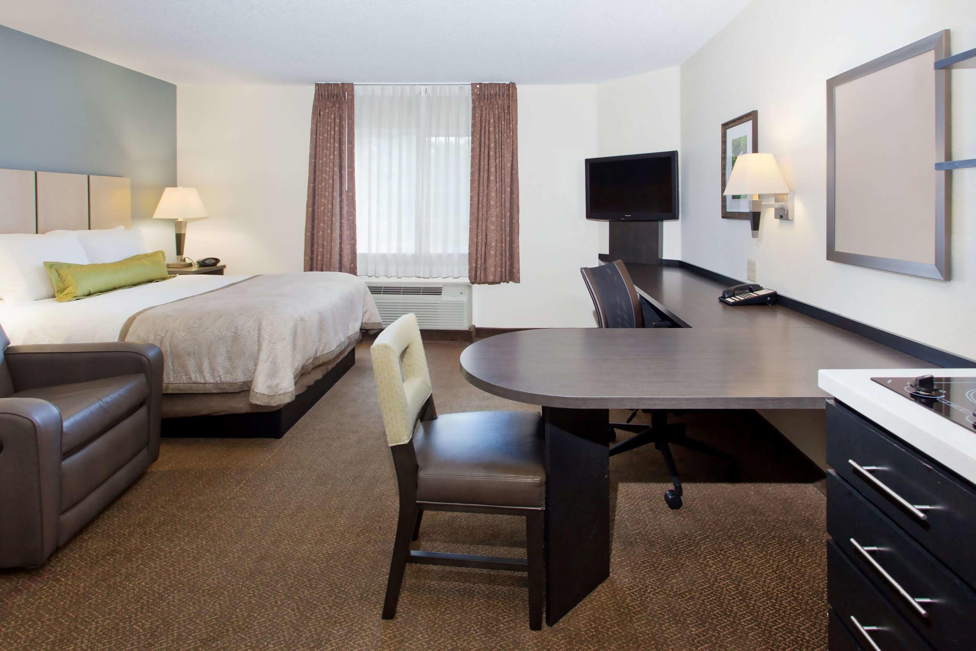 Sonesta Simply Suites Houston CityCentre I-10 West — photo 5
