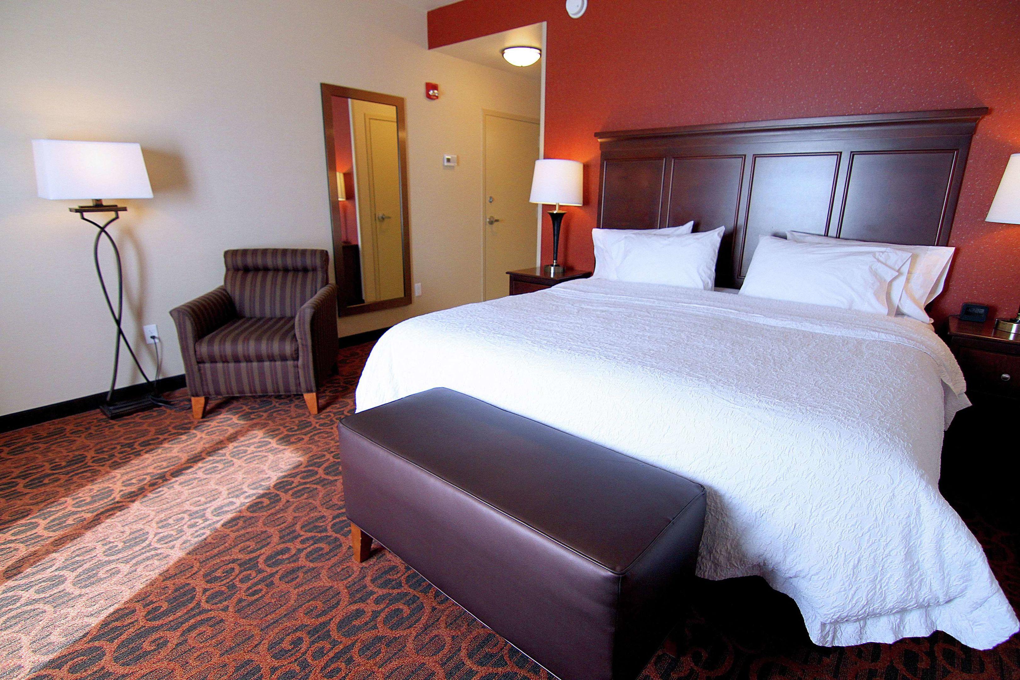 Hampton Inn And Suites Grand Forks