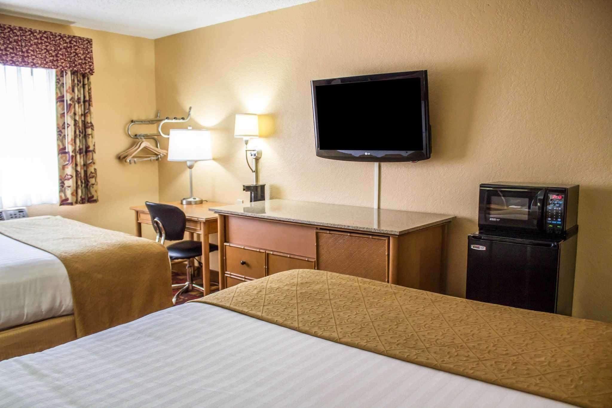 Quality Inn Hall of Fame — photo 5