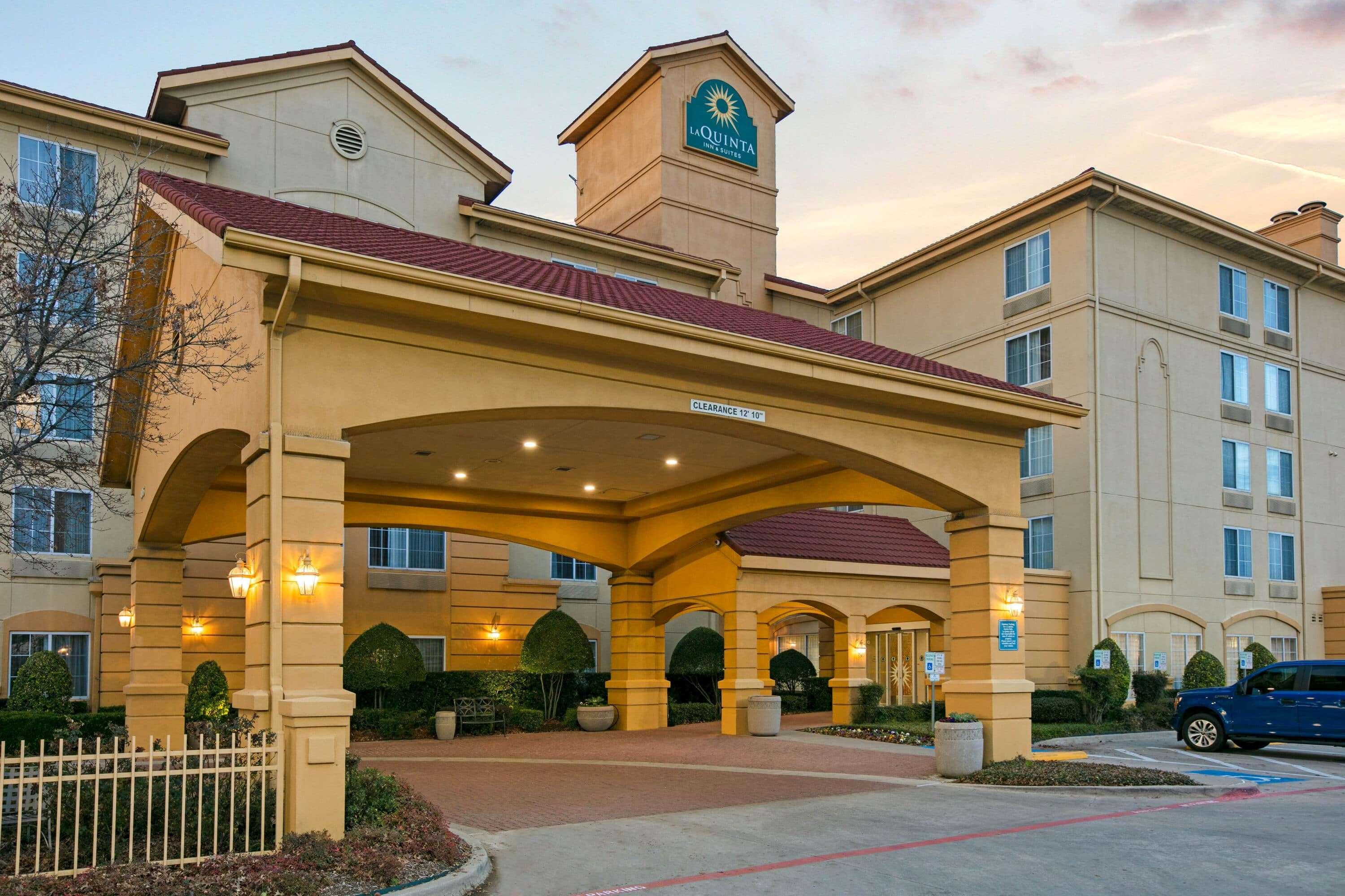 La Quinta Inn & Suites DFW Airport South Irving — photo 3