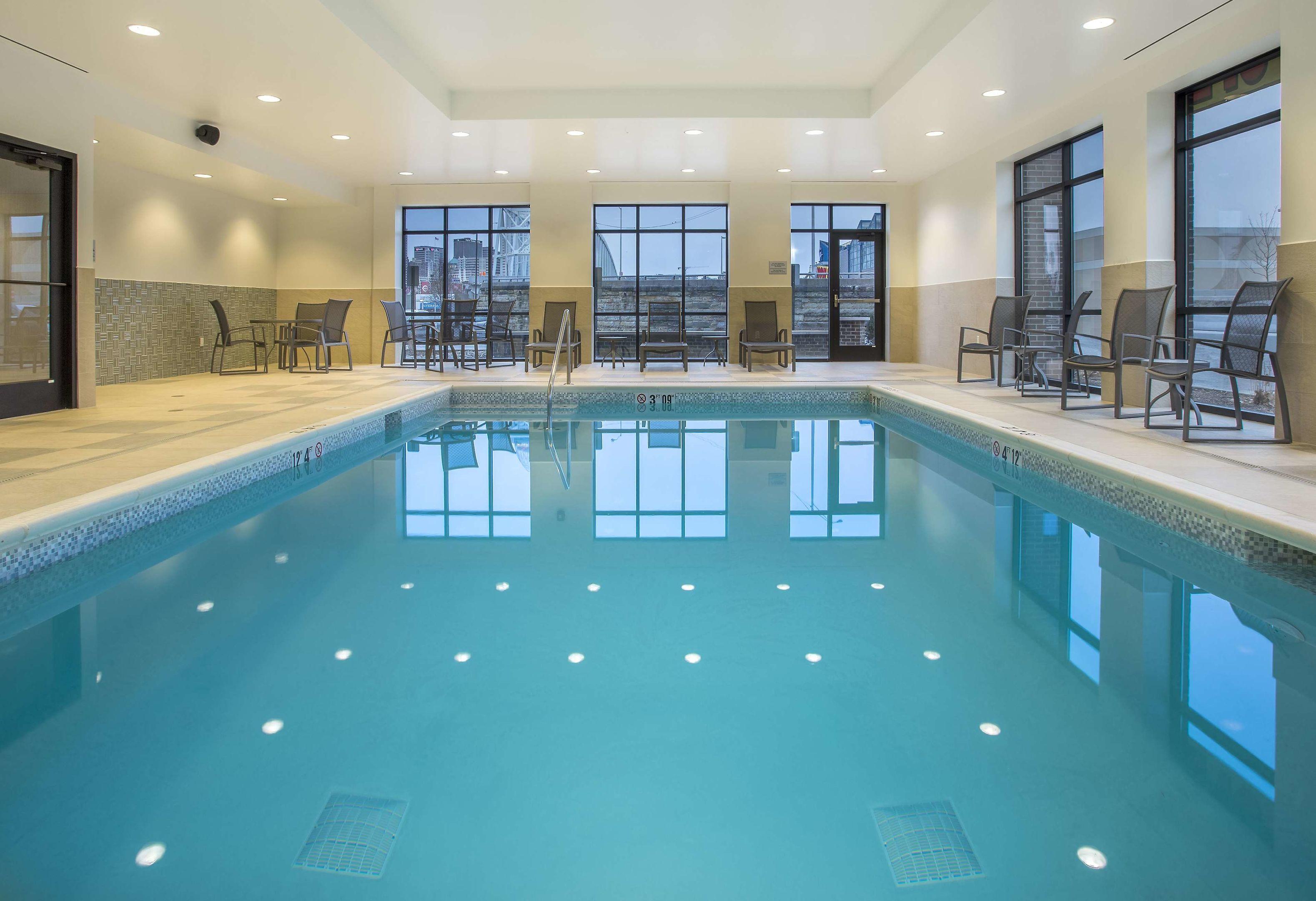 Hampton Inn & Suites Newport/Cincinnati — photo 4