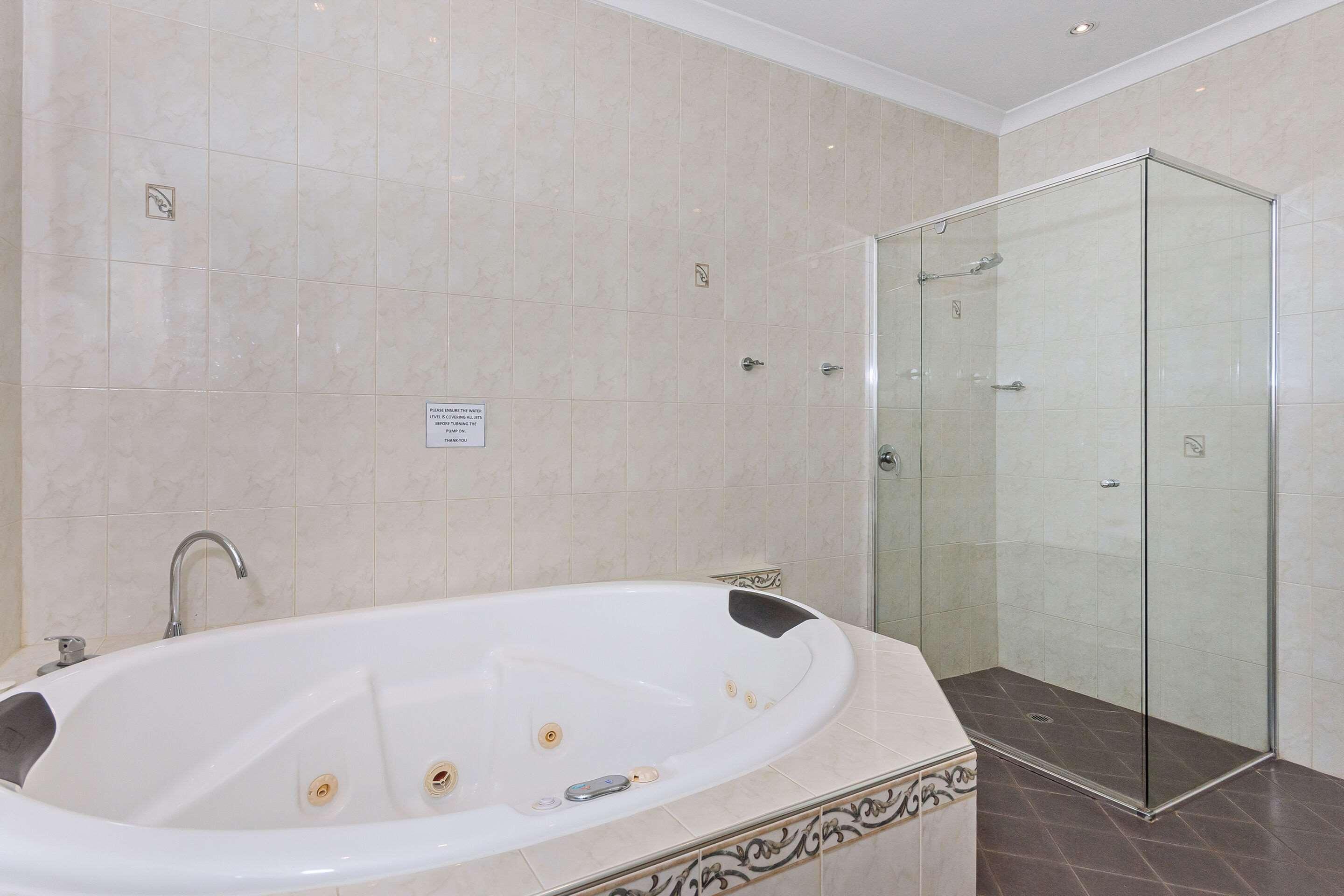 Quality Hotel Bayswater — photo 4
