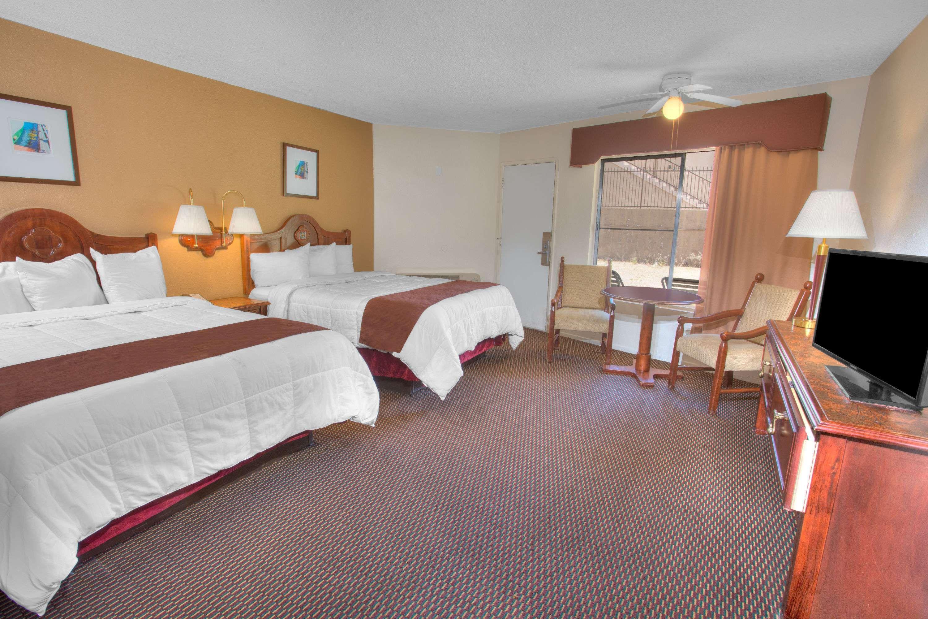 Travelodge Yucca Valley — photo 3