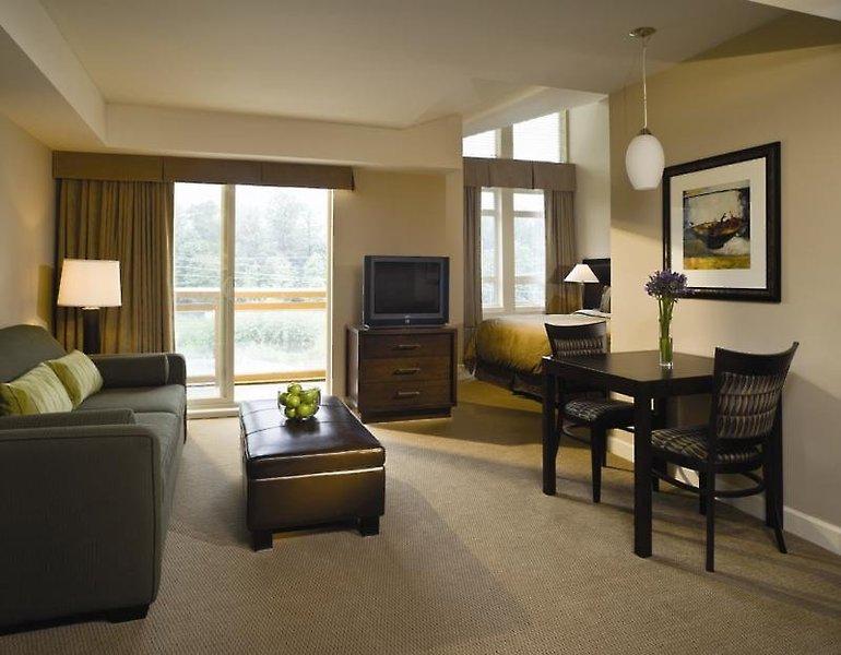 Executive Suites Hotel & Resort — photo 5