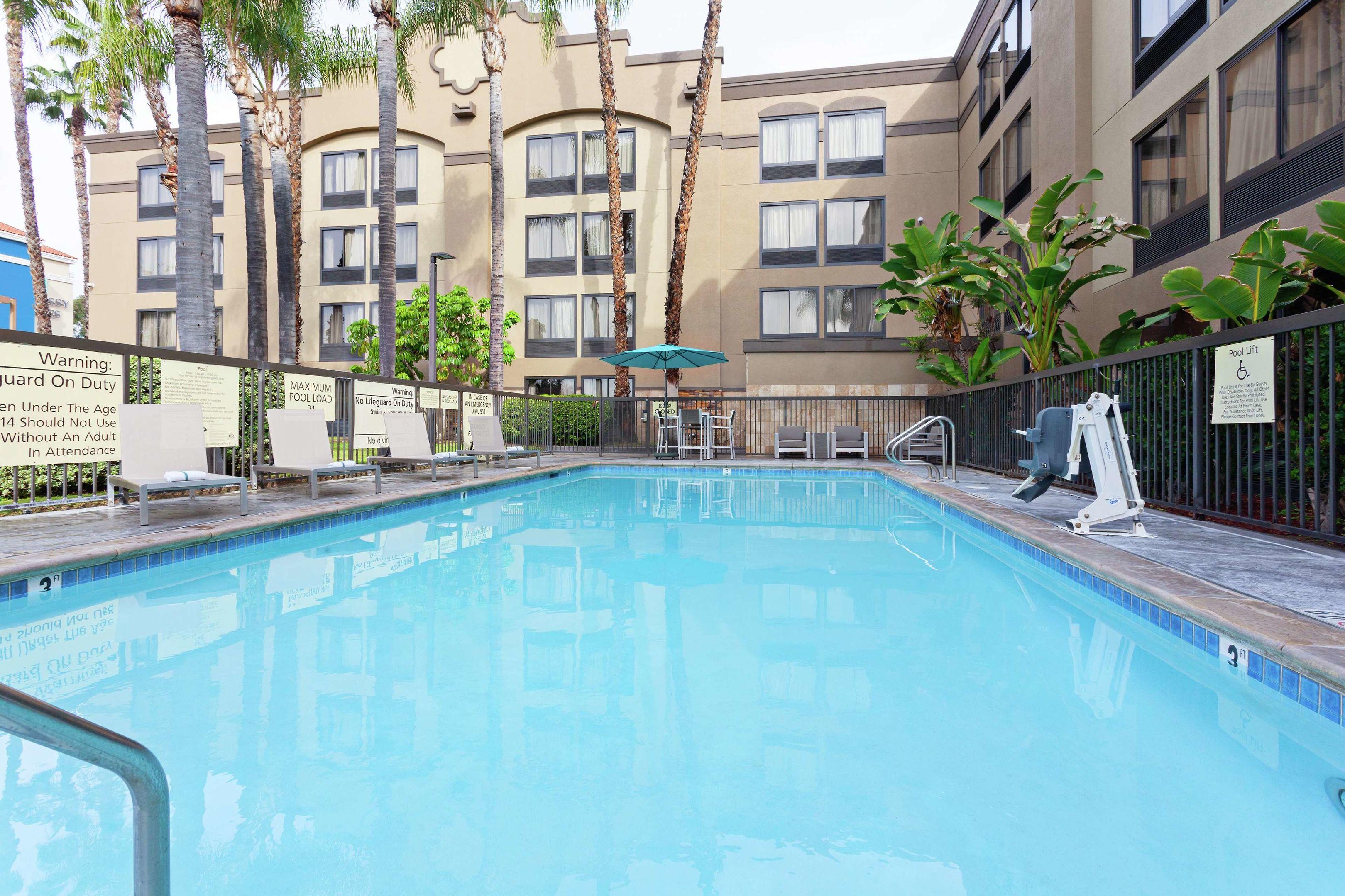 Hampton Inn Los Angeles/Arcadia — photo 3