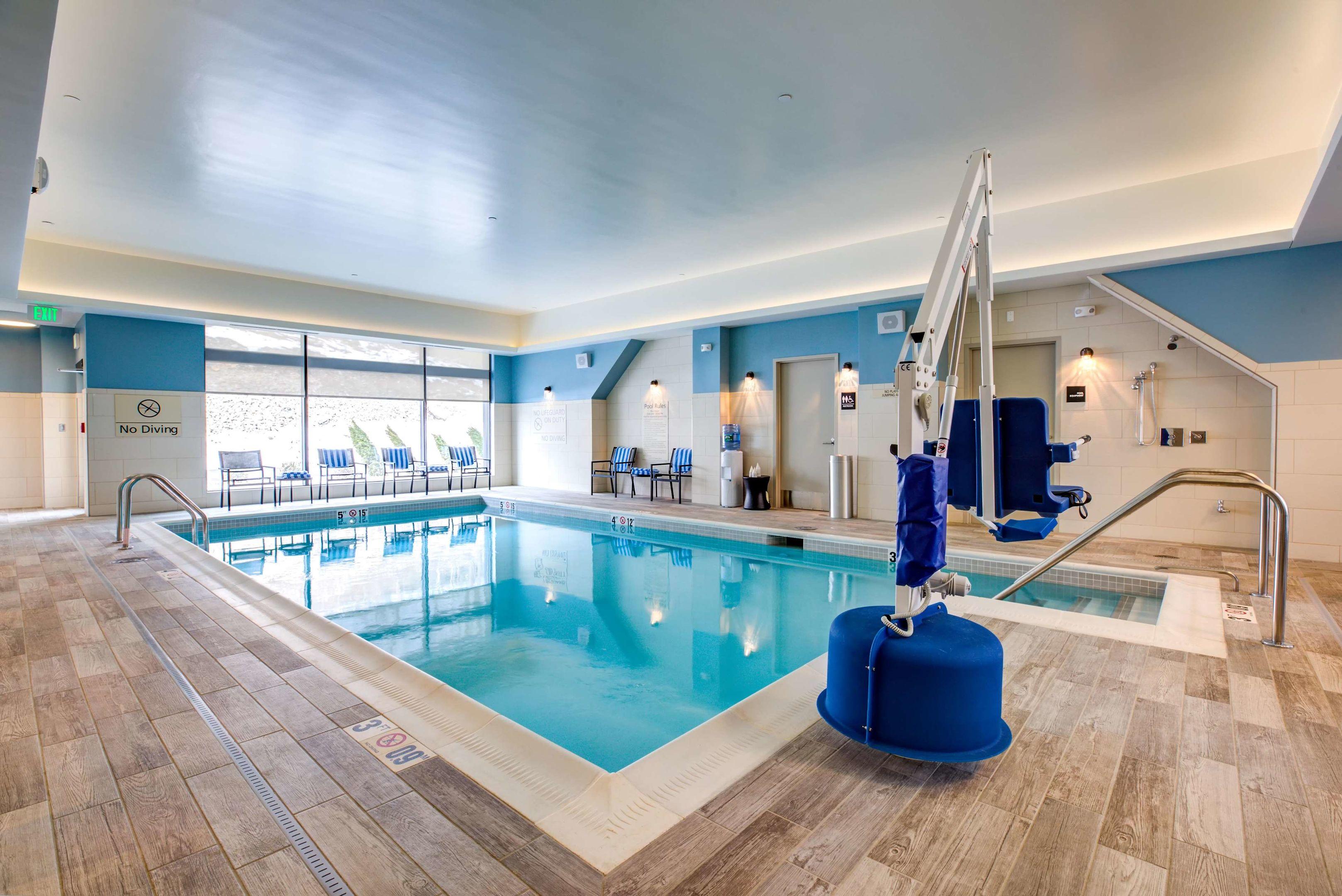 Hampton Inn and Suites Boston/Waltham — photo 5