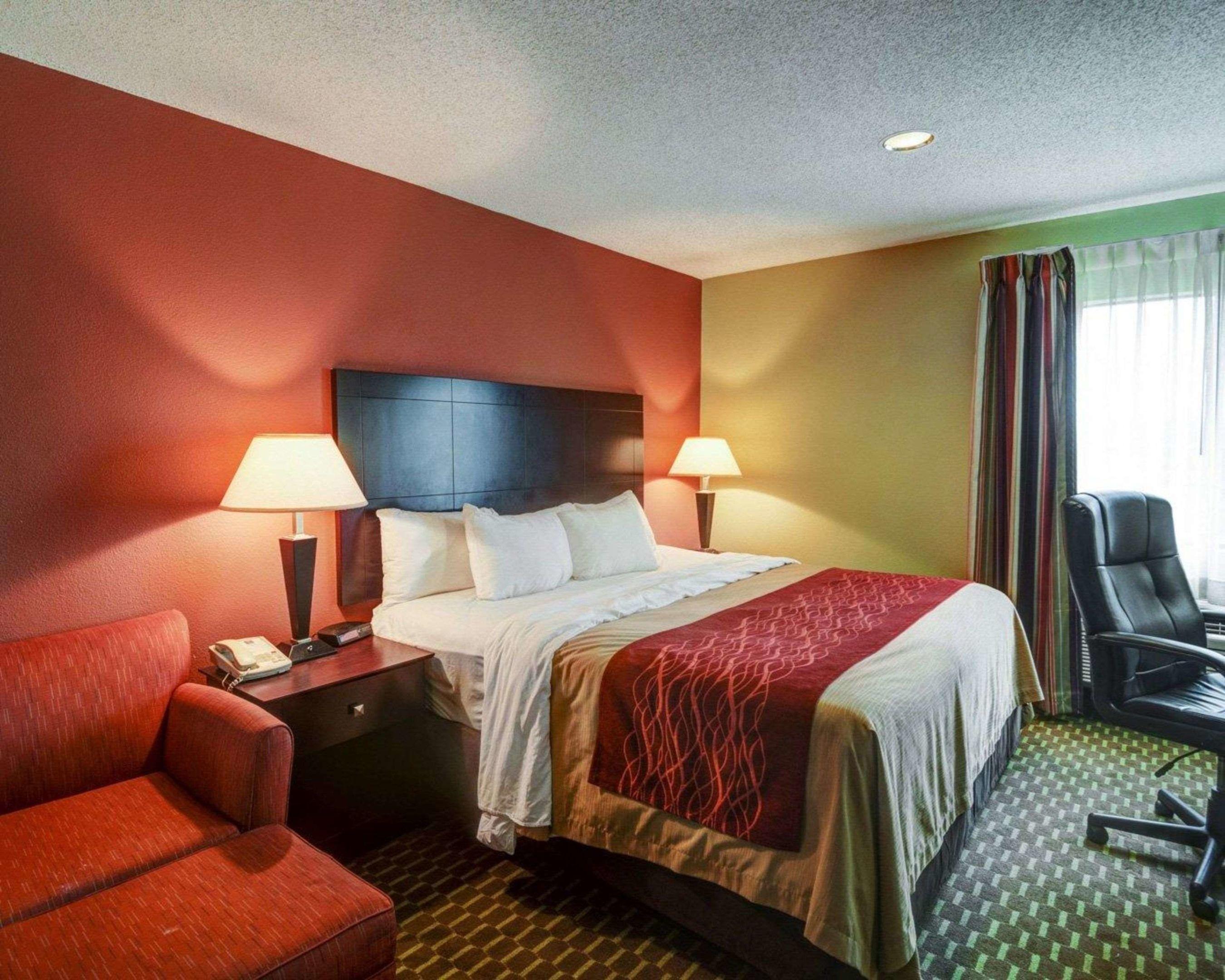 Quality Inn & Suites Pine Bluff — photo 5