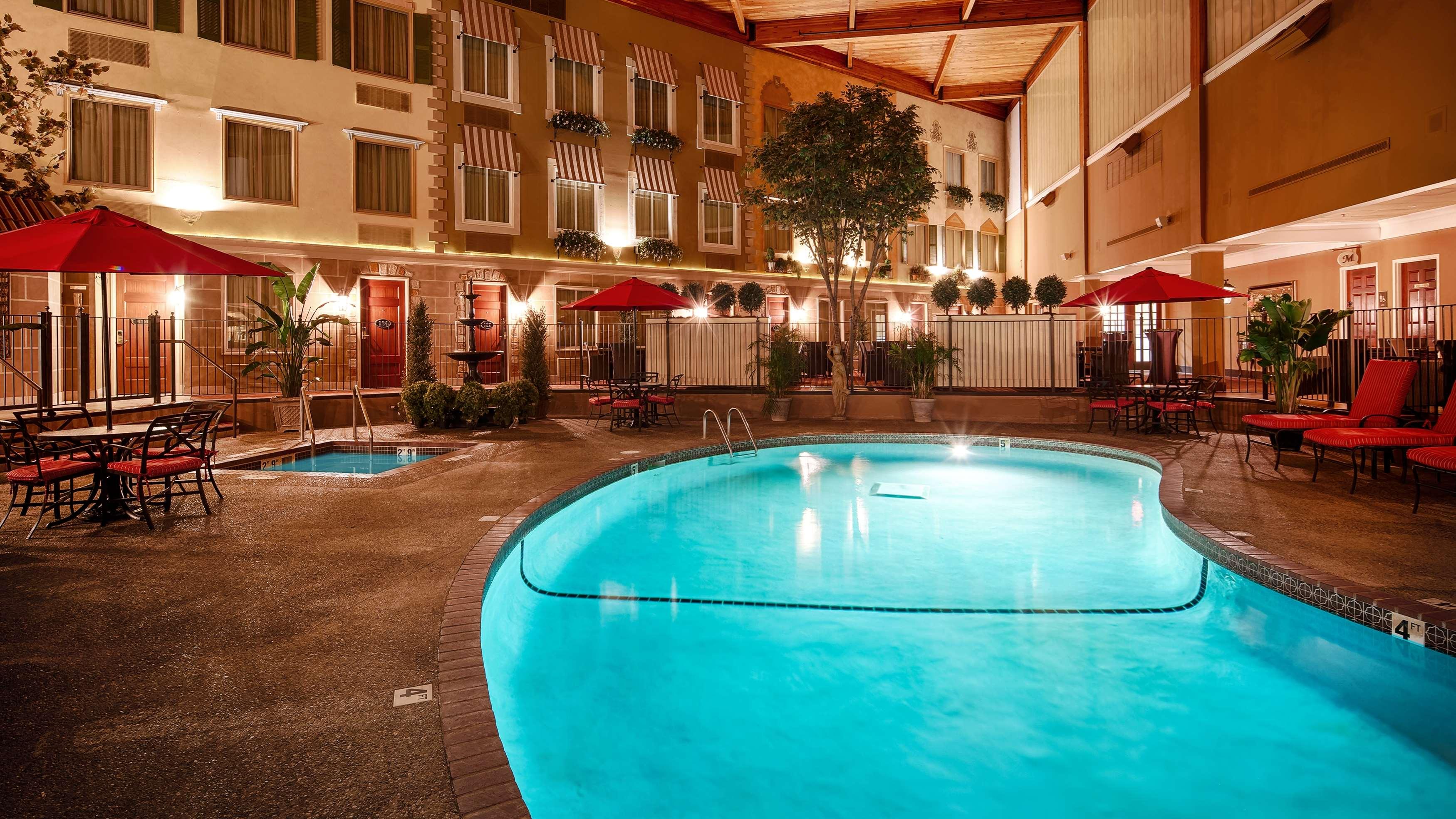 Best Western Plus White Bear Country Inn — photo 5