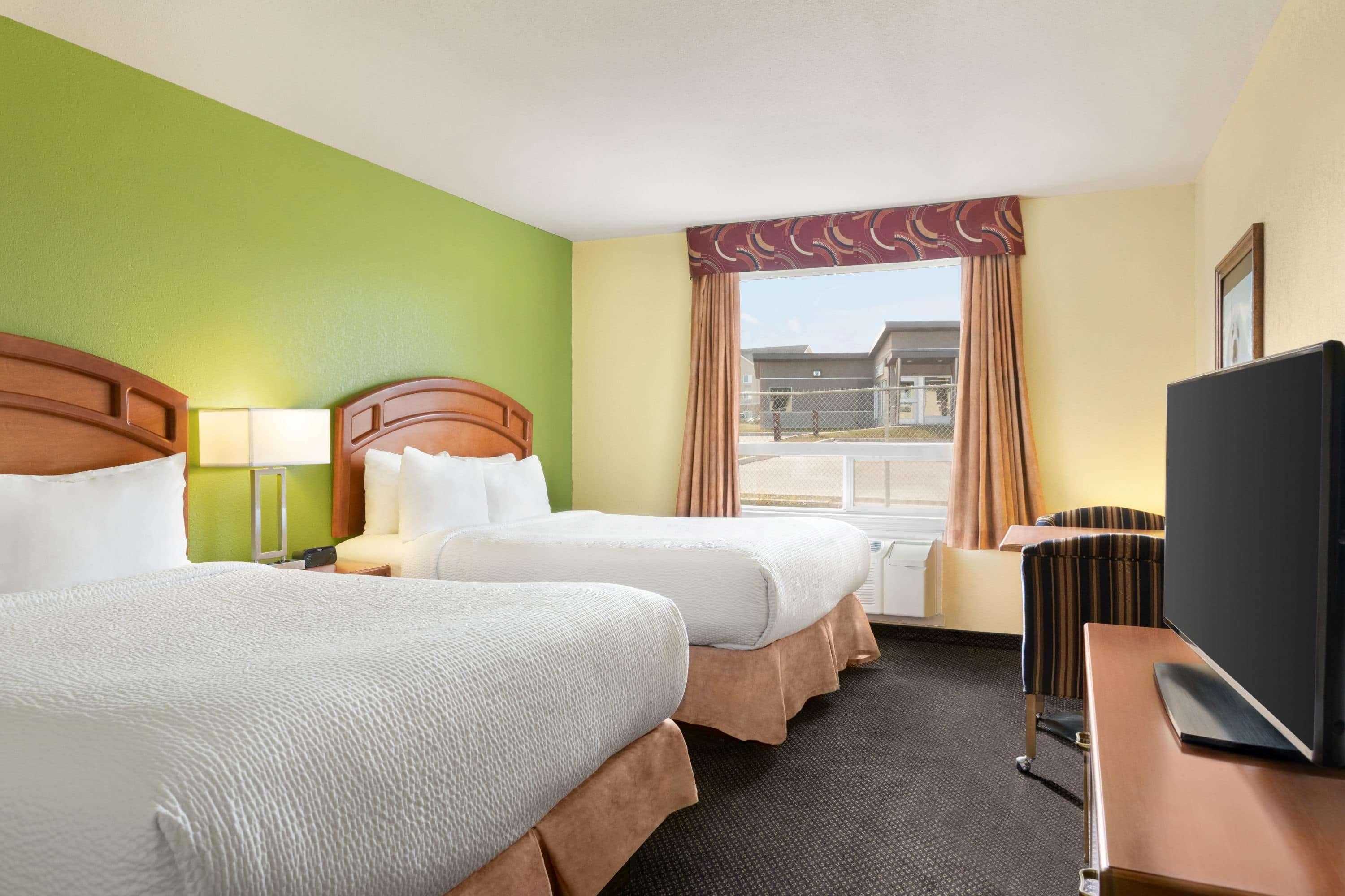 Days Inn & Suites Thompson — photo 4