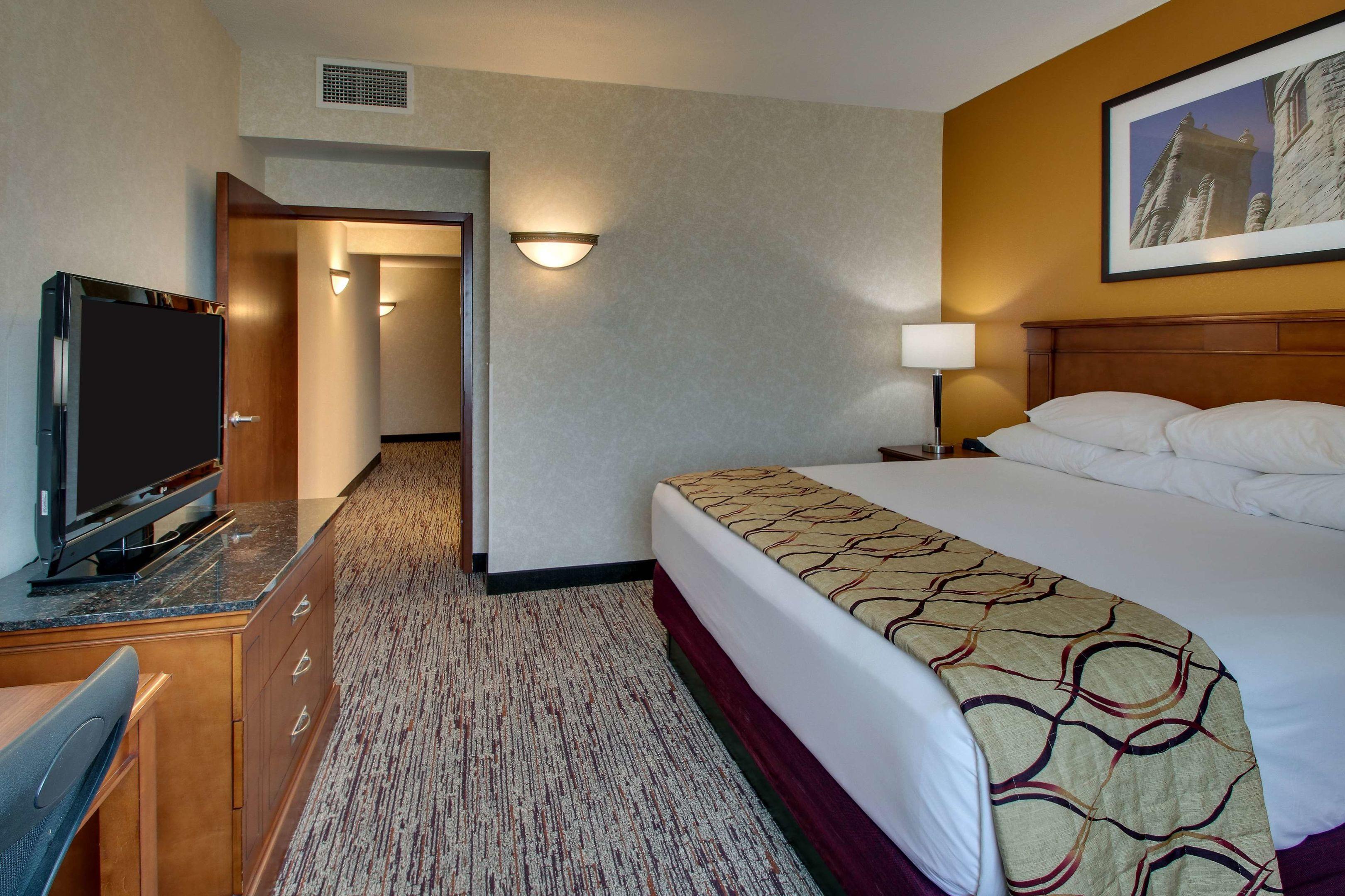 Drury Inn & Suites Findlay — photo 4