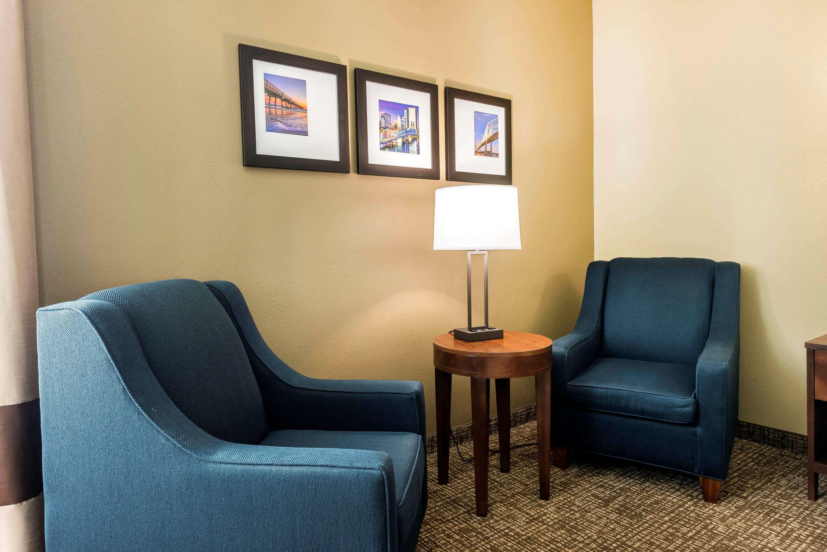 Comfort Suites Baymeadows Near Butler Blvd — photo 5