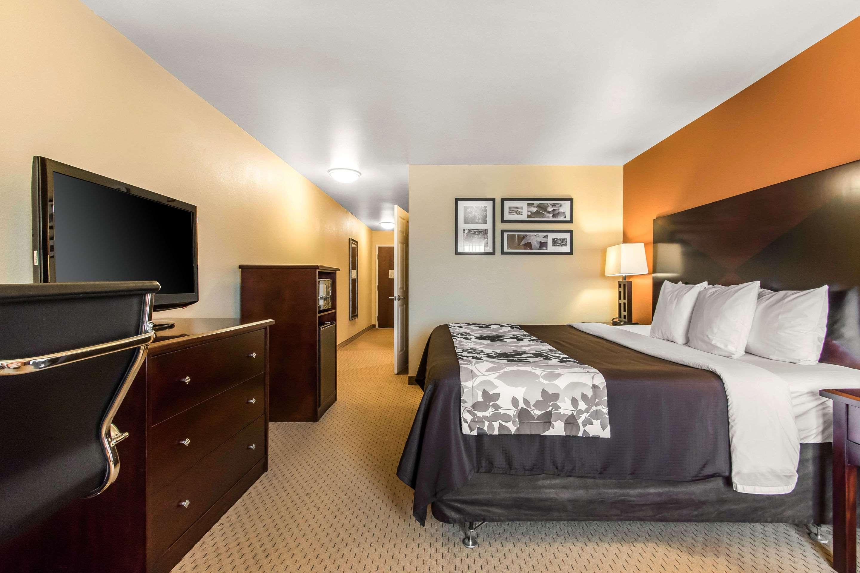 Sleep Inn & Suites — photo 3