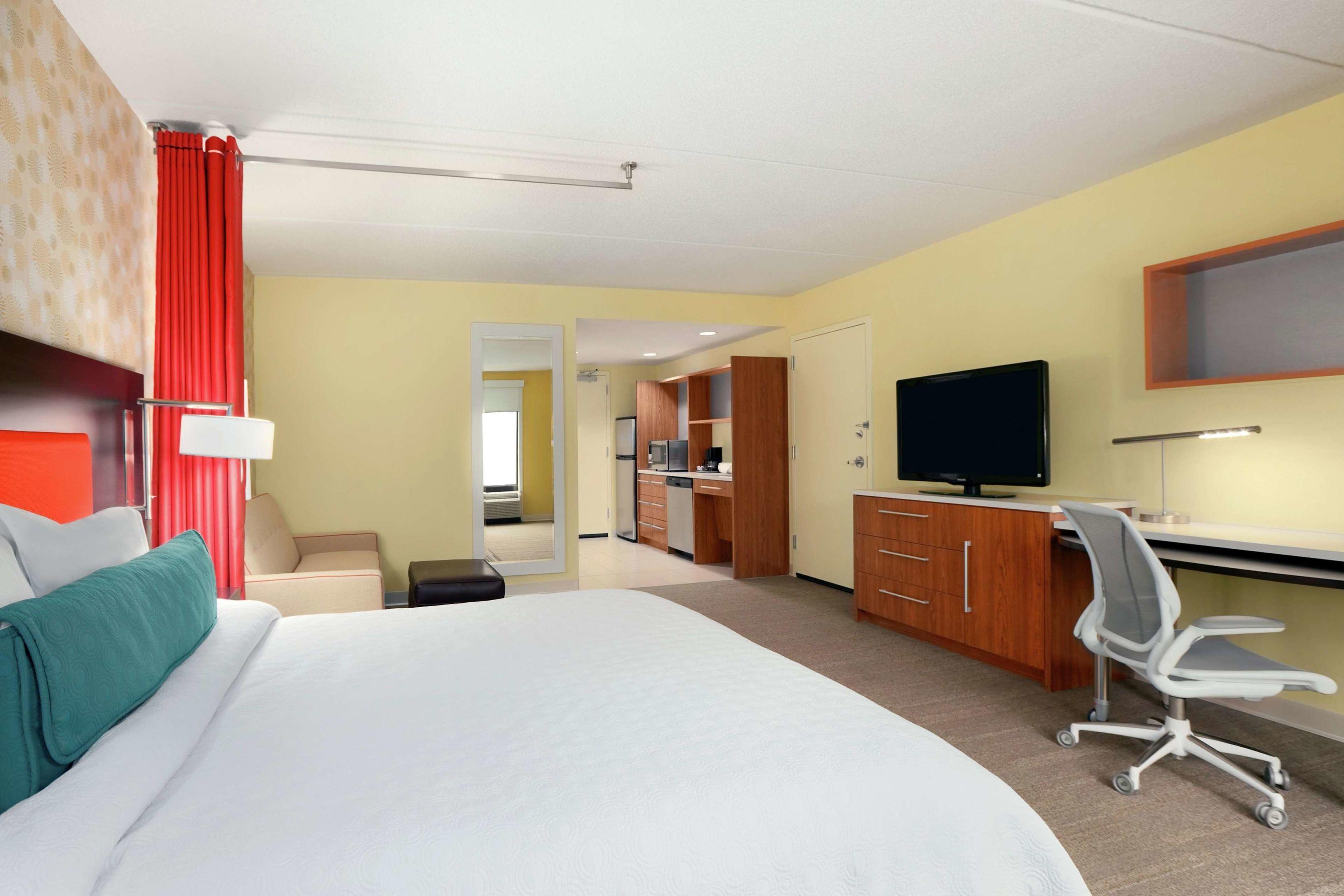 Home2 Suites by Hilton Tallahassee — photo 4