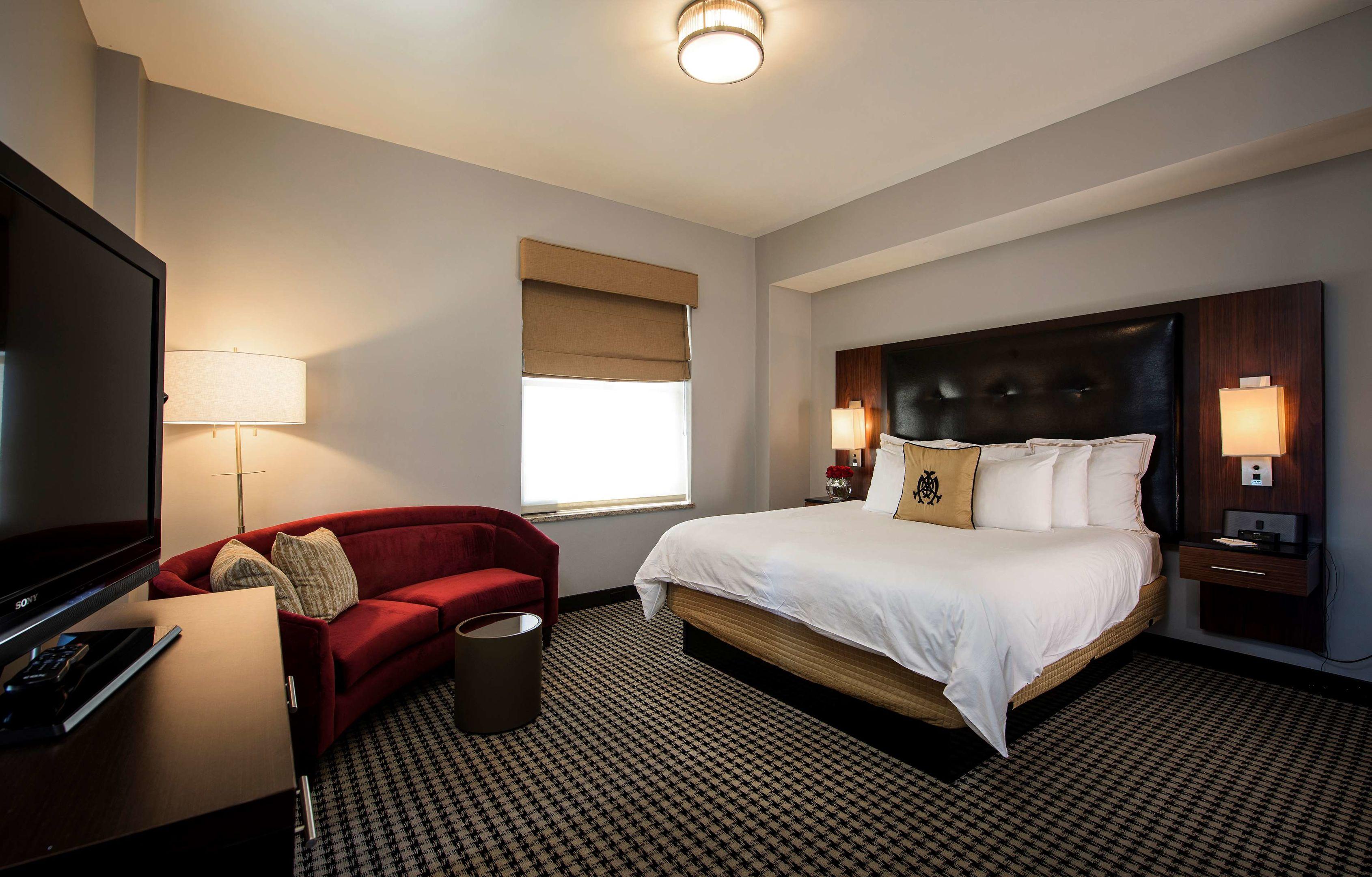 The Mayo Hotel and Residences — photo 4