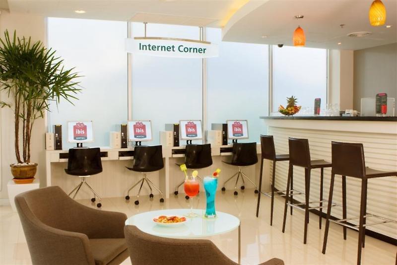 ibis Bangkok Sathorn Hotel — photo 4