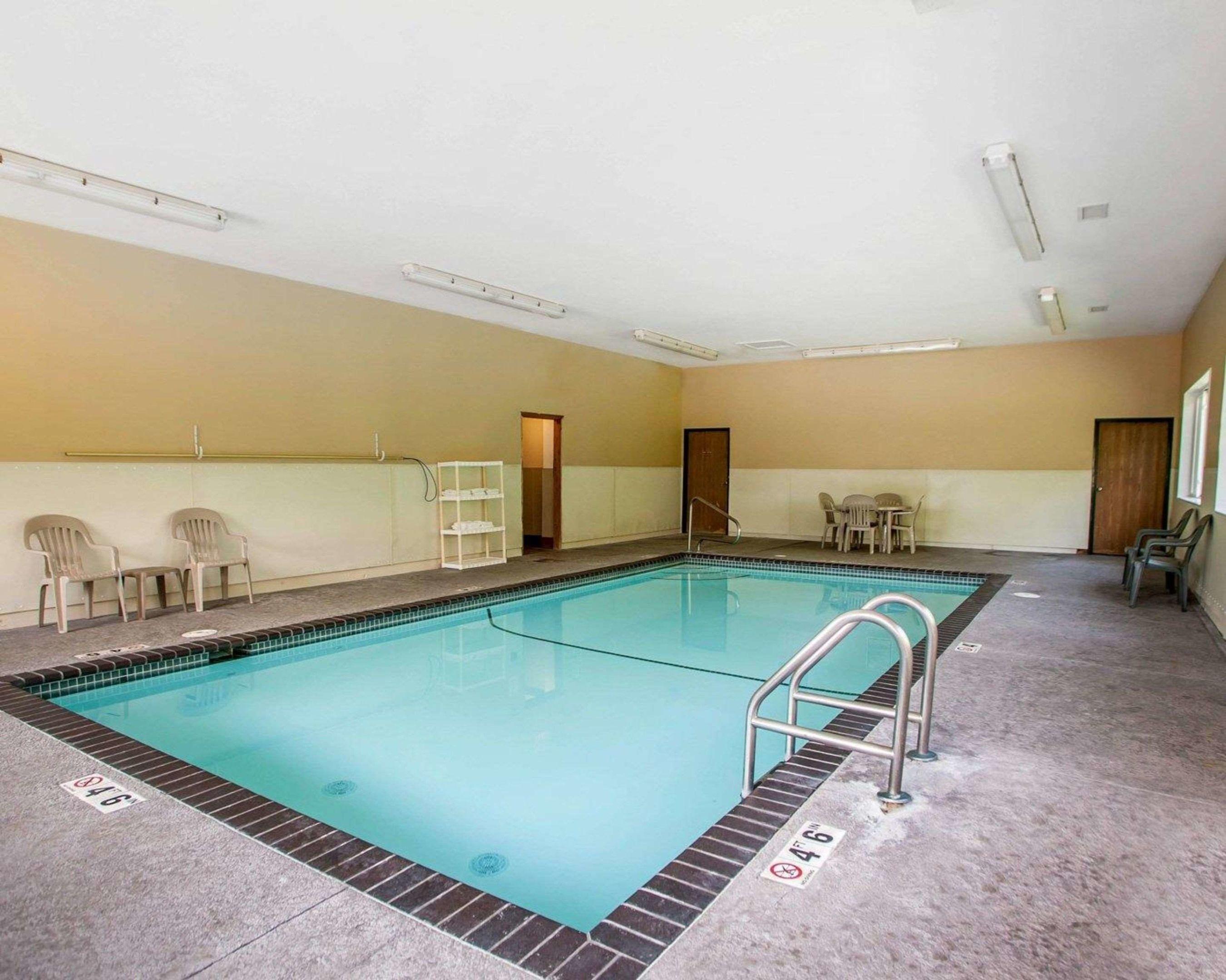 Quality Inn & Suites Davenport Near I-80 — photo 5