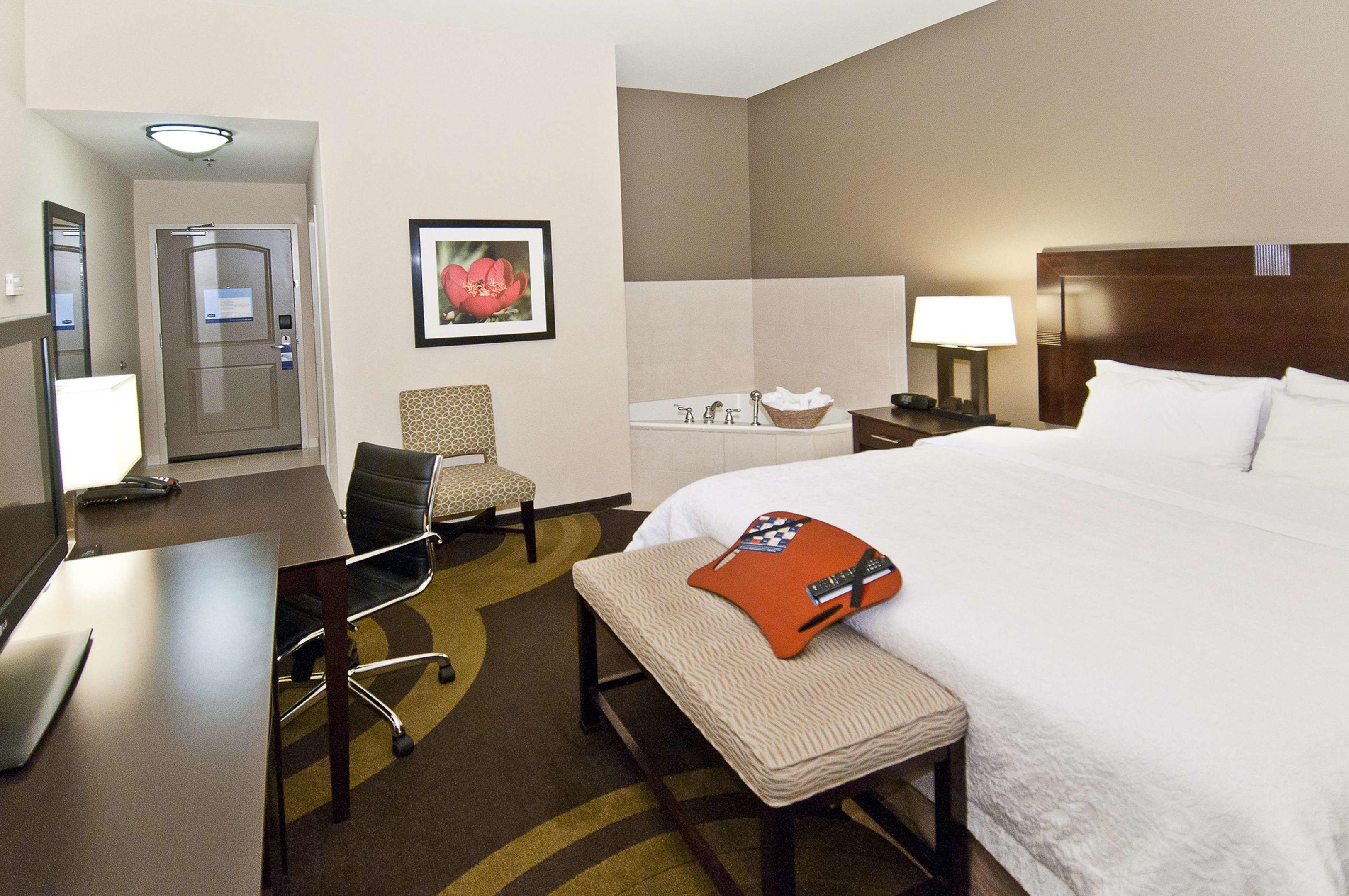 Hampton Inn Maumelle — photo 5