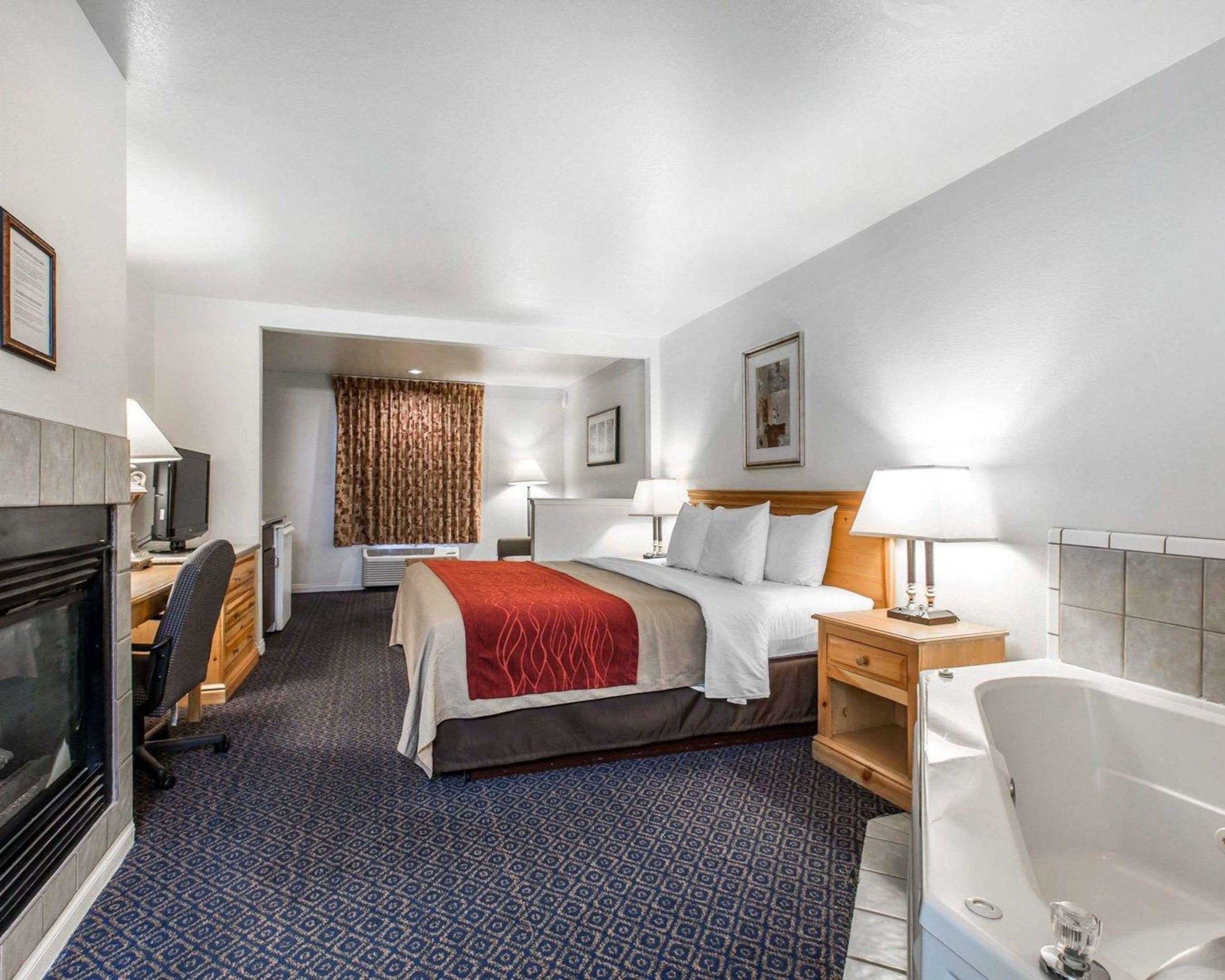 Comfort Inn & Suites Sequoia Kings Canyon — photo 5