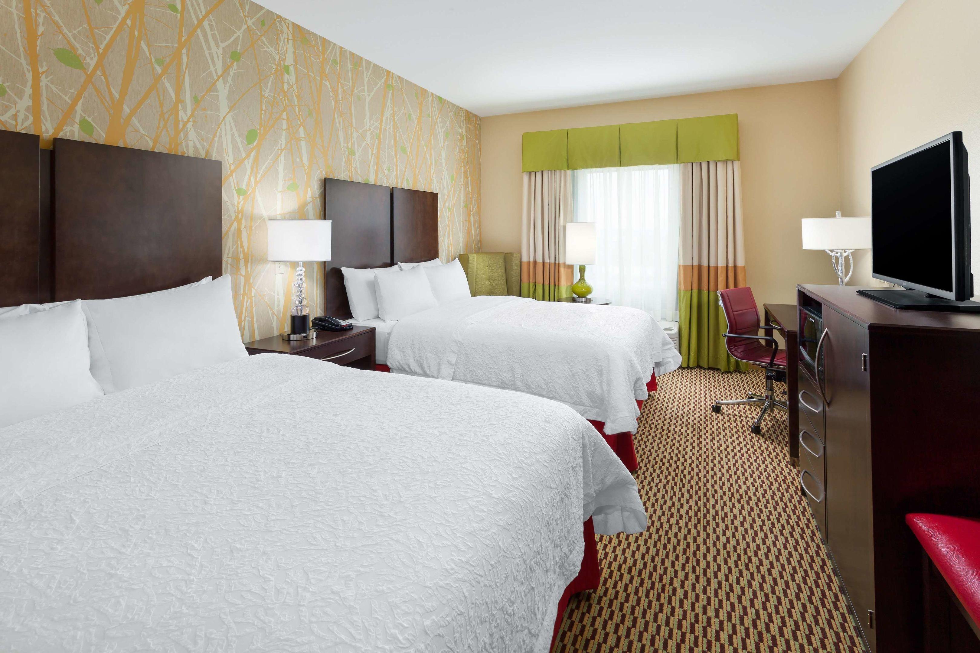 Hampton Inn & Suites Williamsport- Faxon Exit — photo 3
