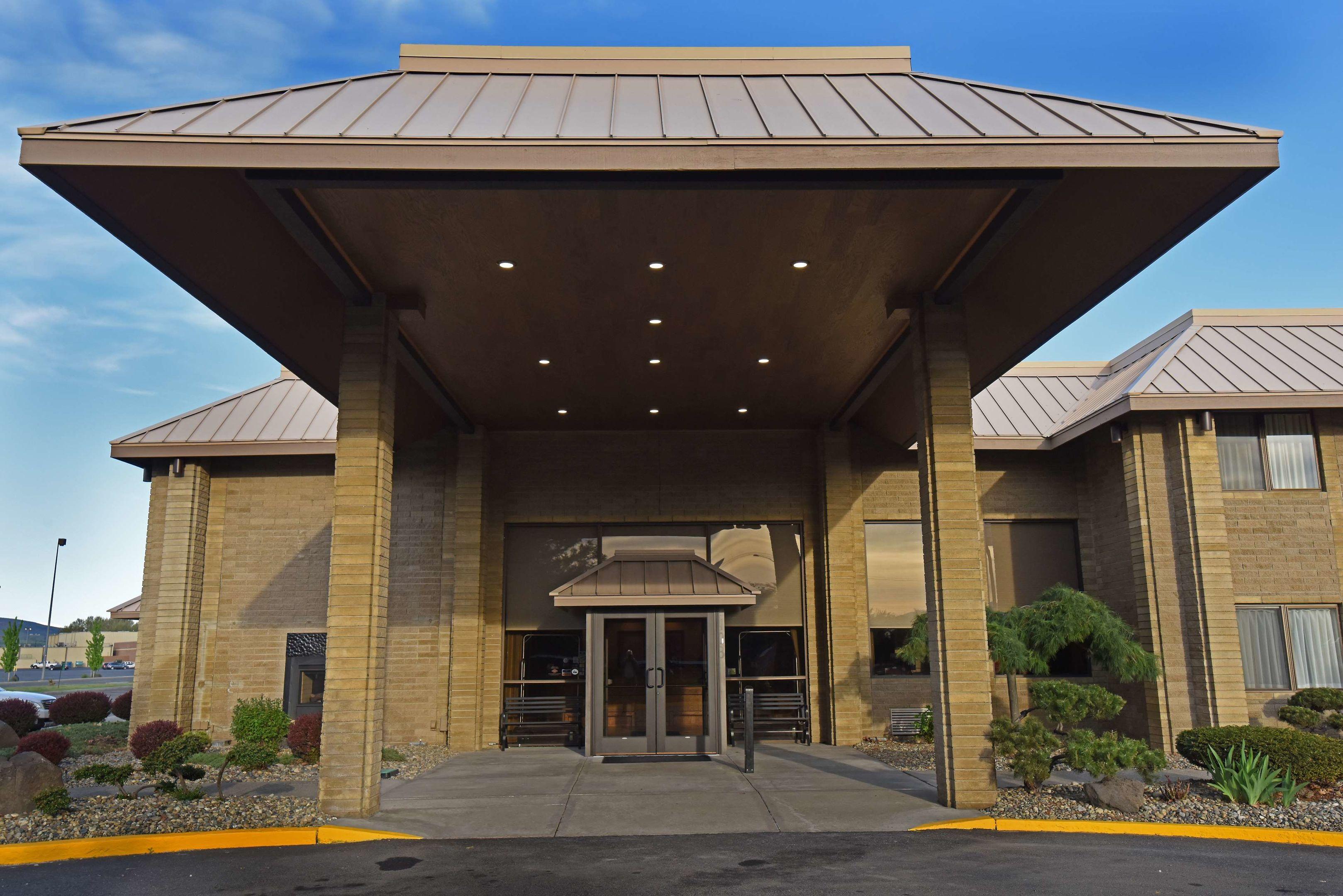 Best Western Plus Ahtanum Inn — photo 5