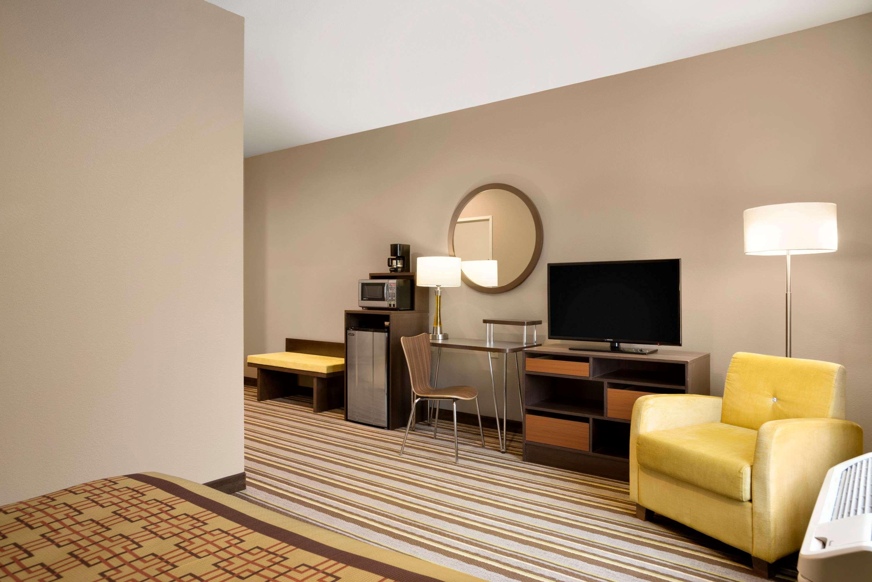 Super 8 by Wyndham Hershey — photo 4