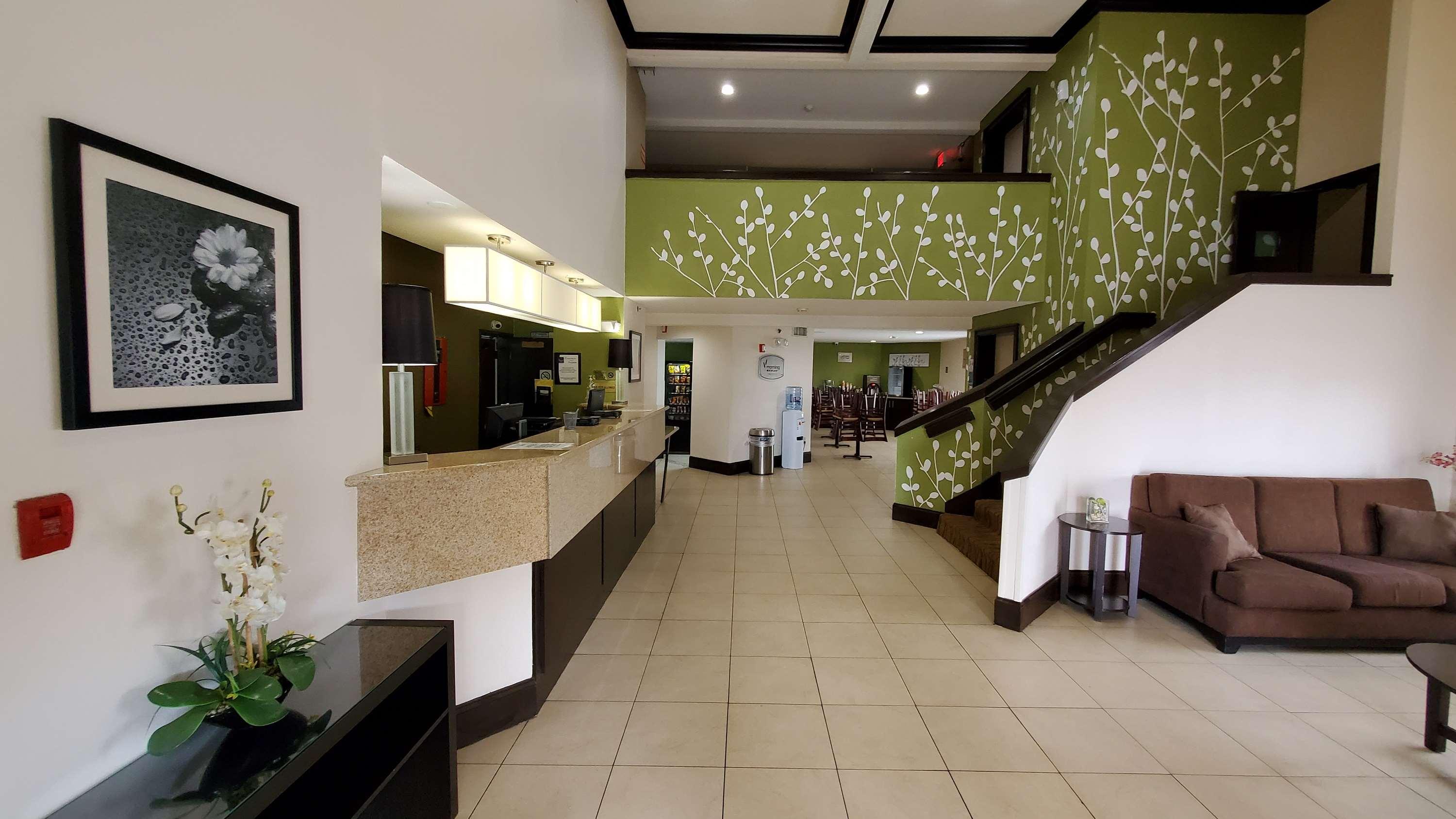 SureStay Plus by Best Western Spartanburg Southwest — photo 4