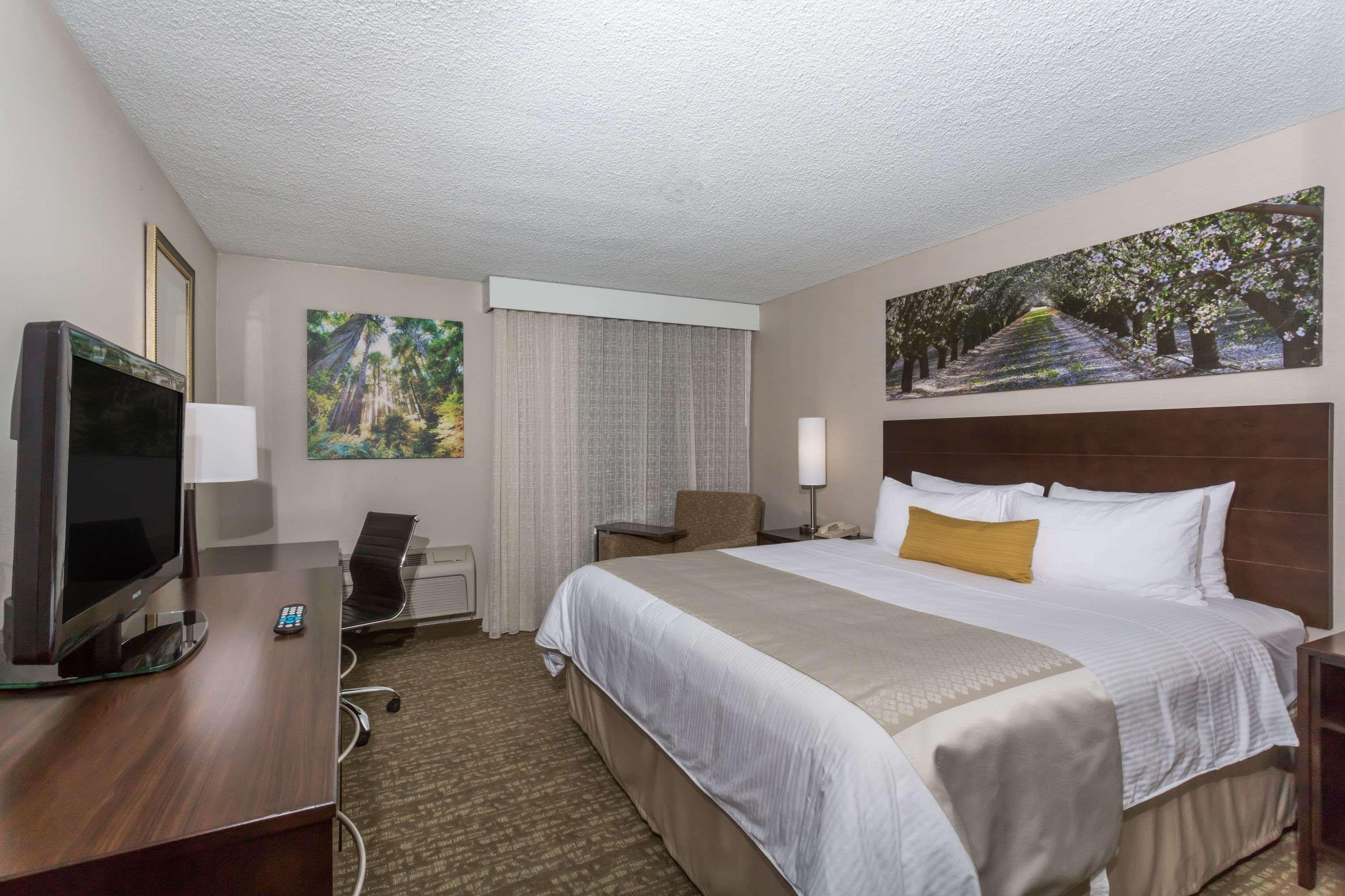 Wyndham Garden Fresno Yosemite Airport — photo 4
