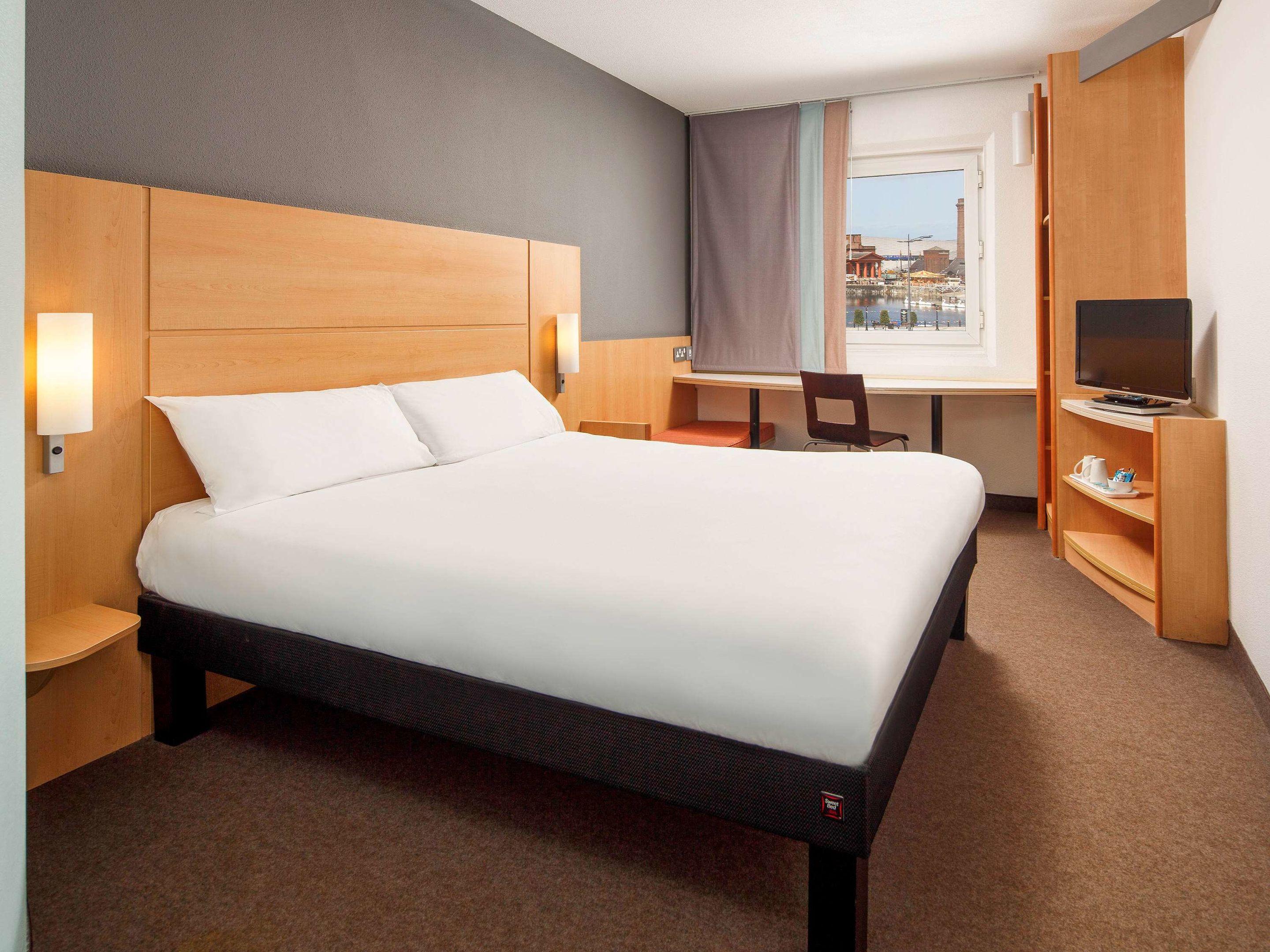 ibis Liverpool Centre Albert Dock - Liverpool One Hotel — photo 4