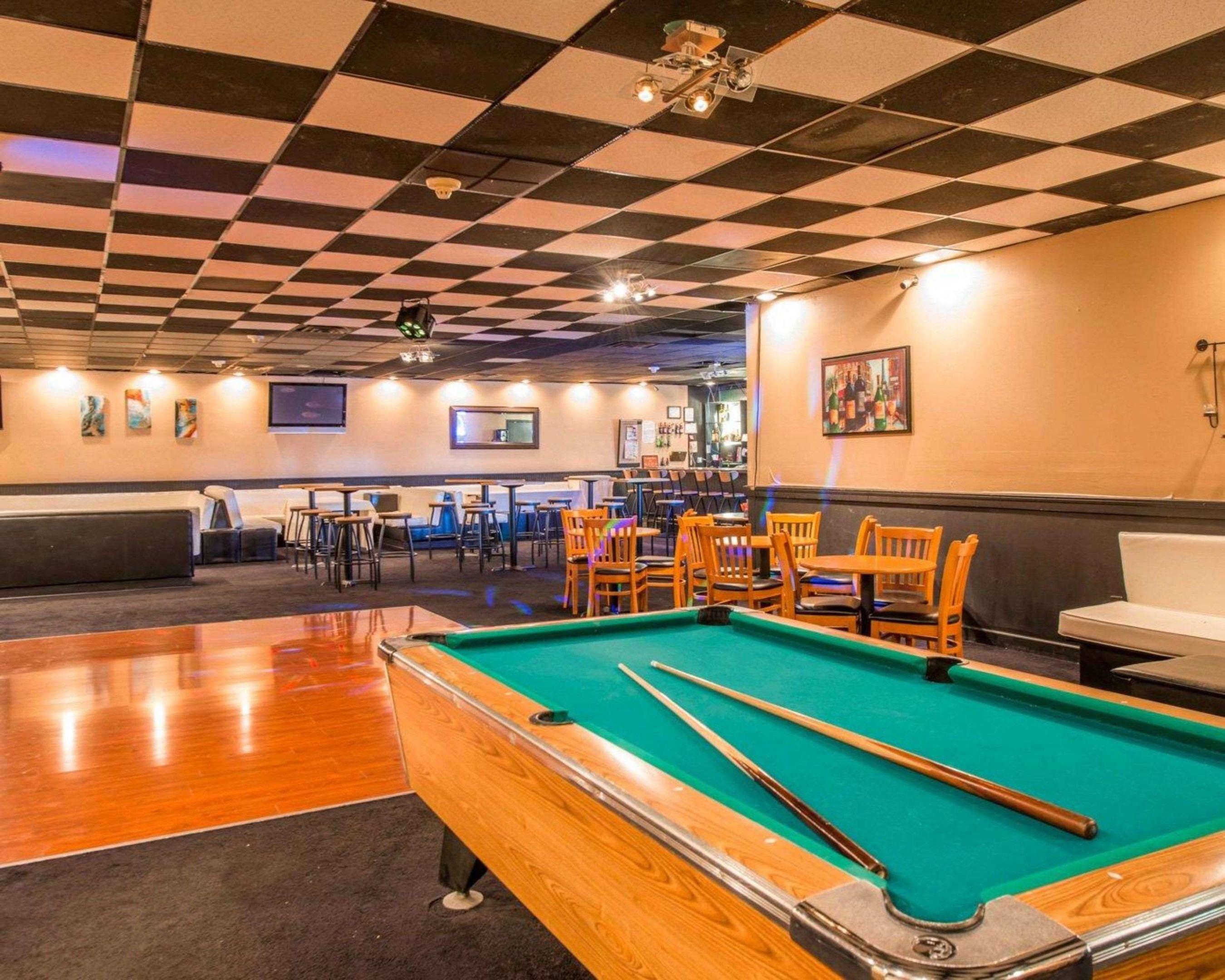 Clarion Inn — photo 4