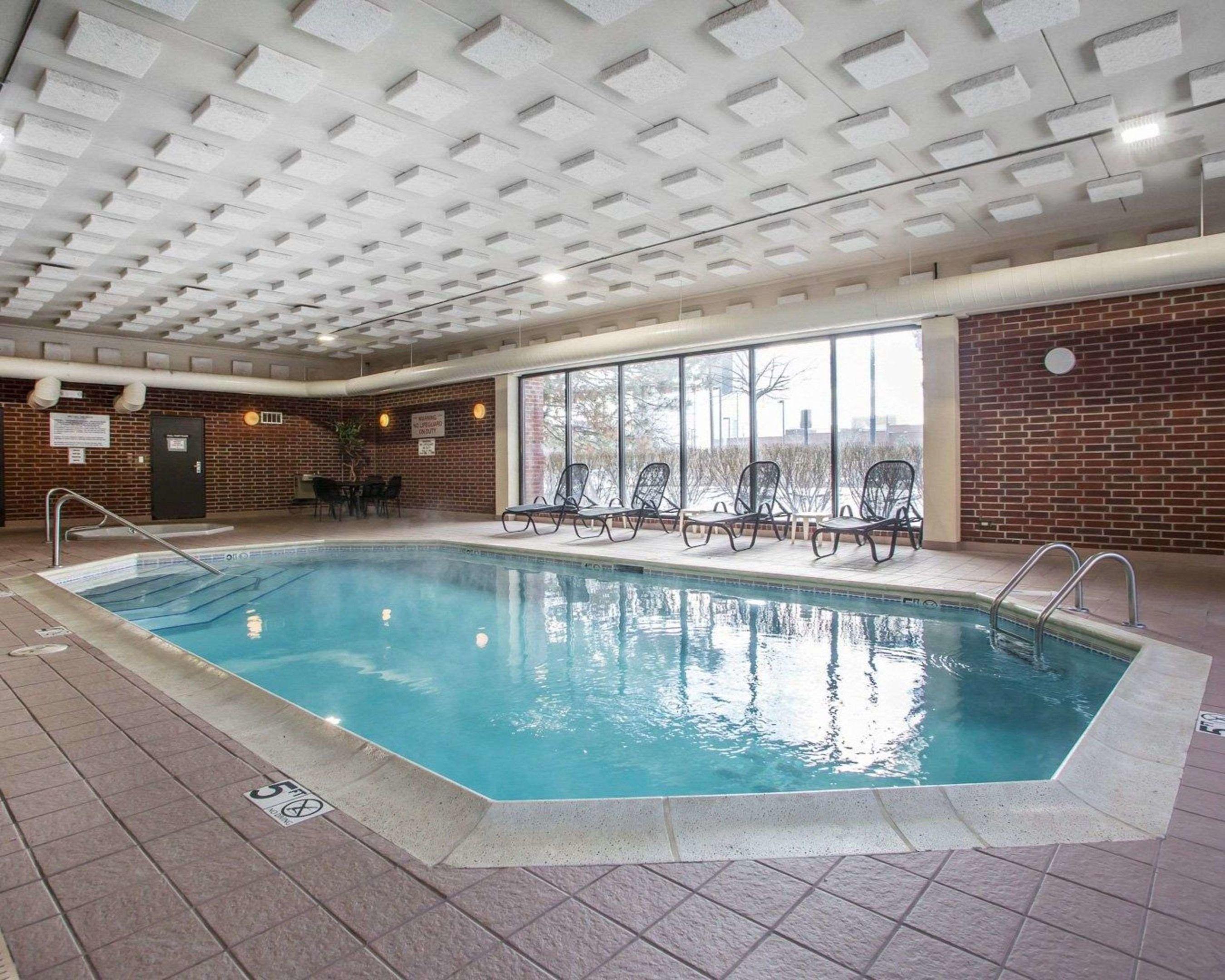 Quality Inn Schaumburg — photo 4