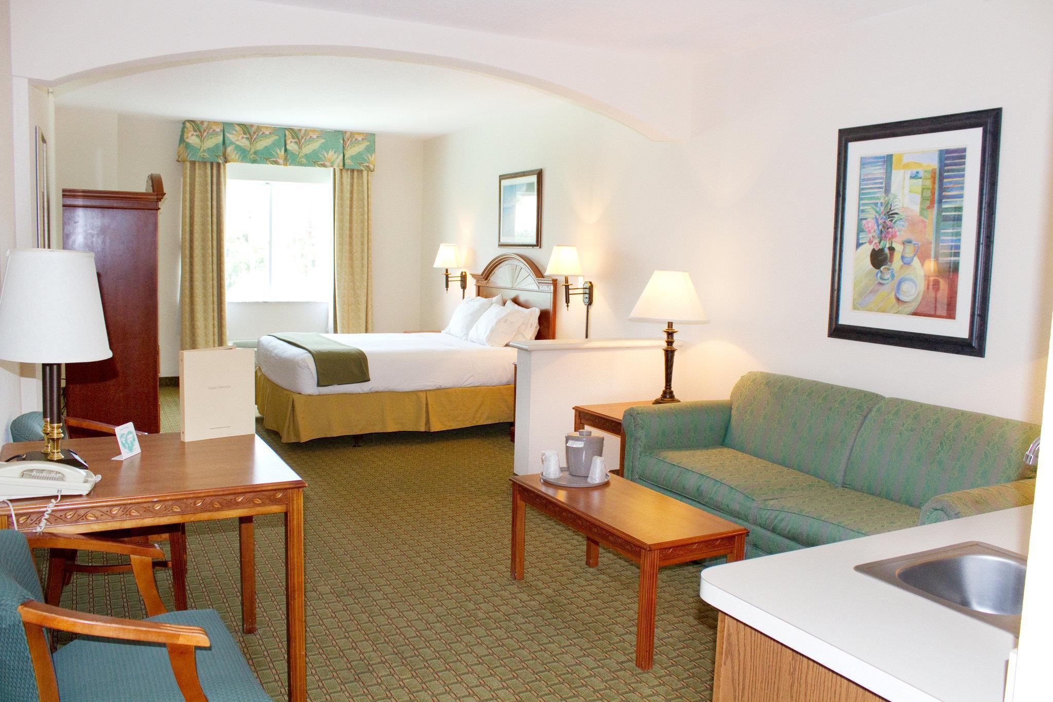 Exploria Express By Exploria Resorts — photo 5