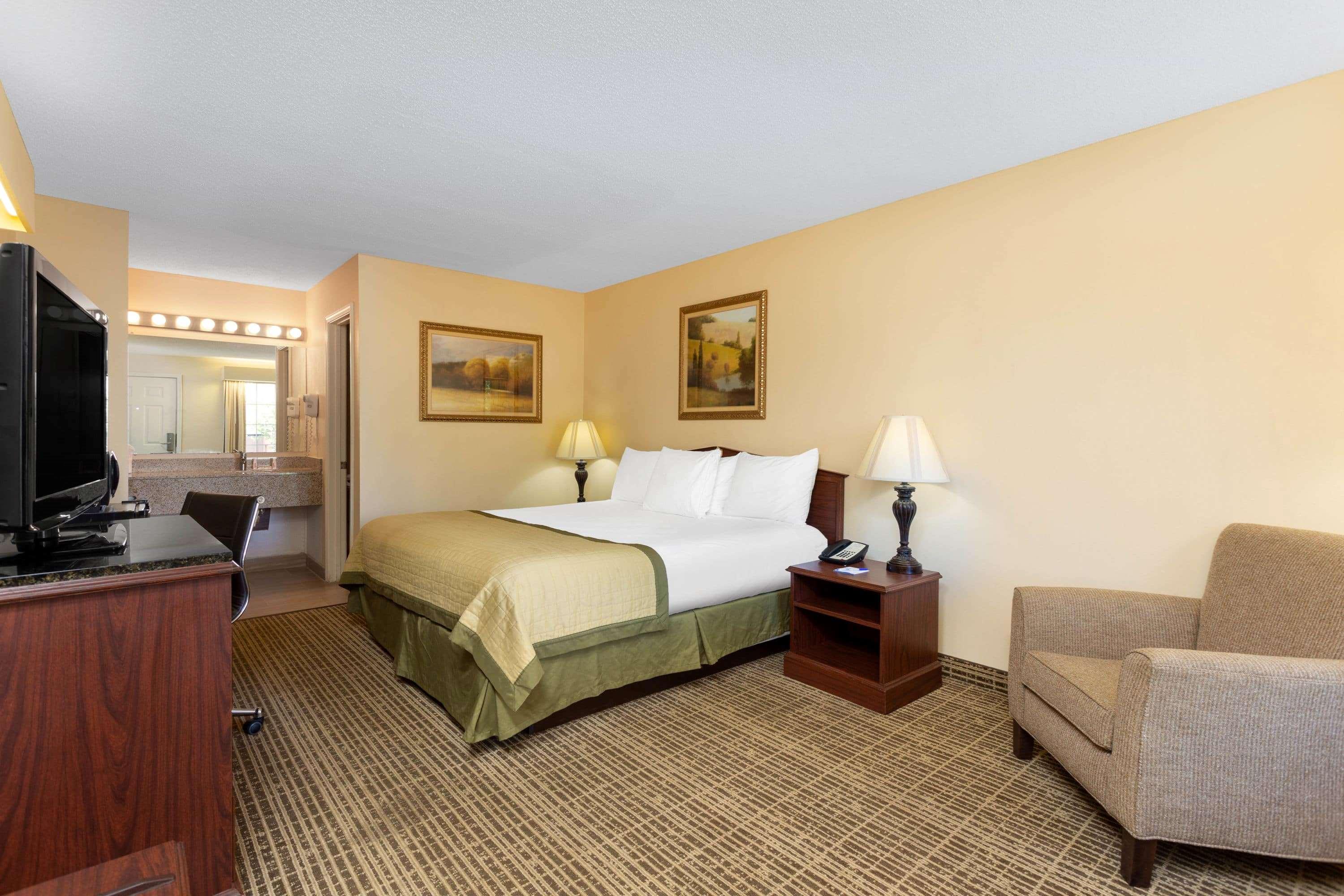 Baymont by Wyndham Easley/Greenville — photo 3