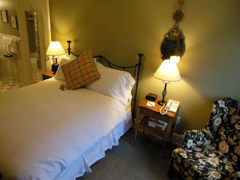 Inn on Broadway — photo 4