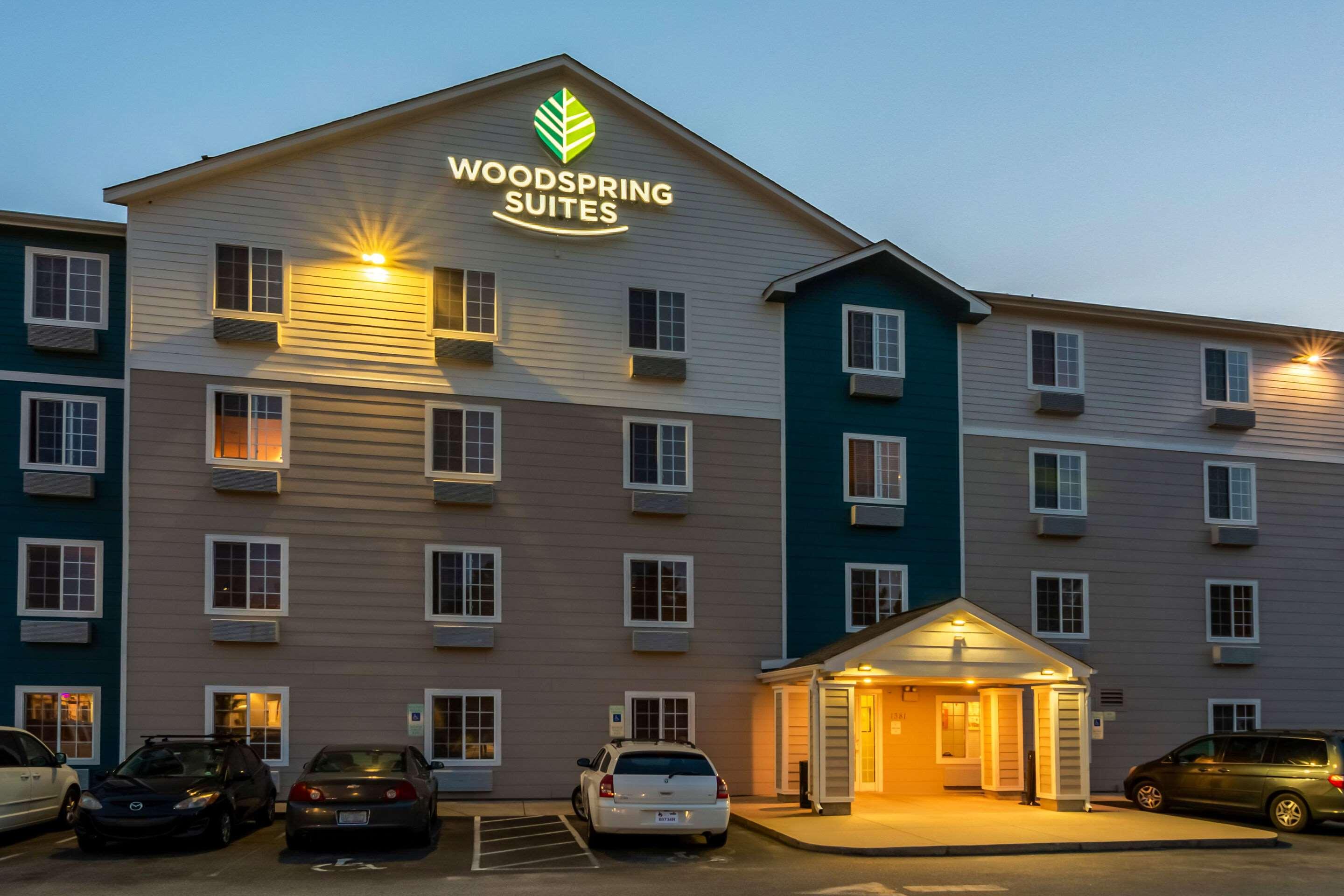 WoodSpring Suites Fayetteville West — photo 4