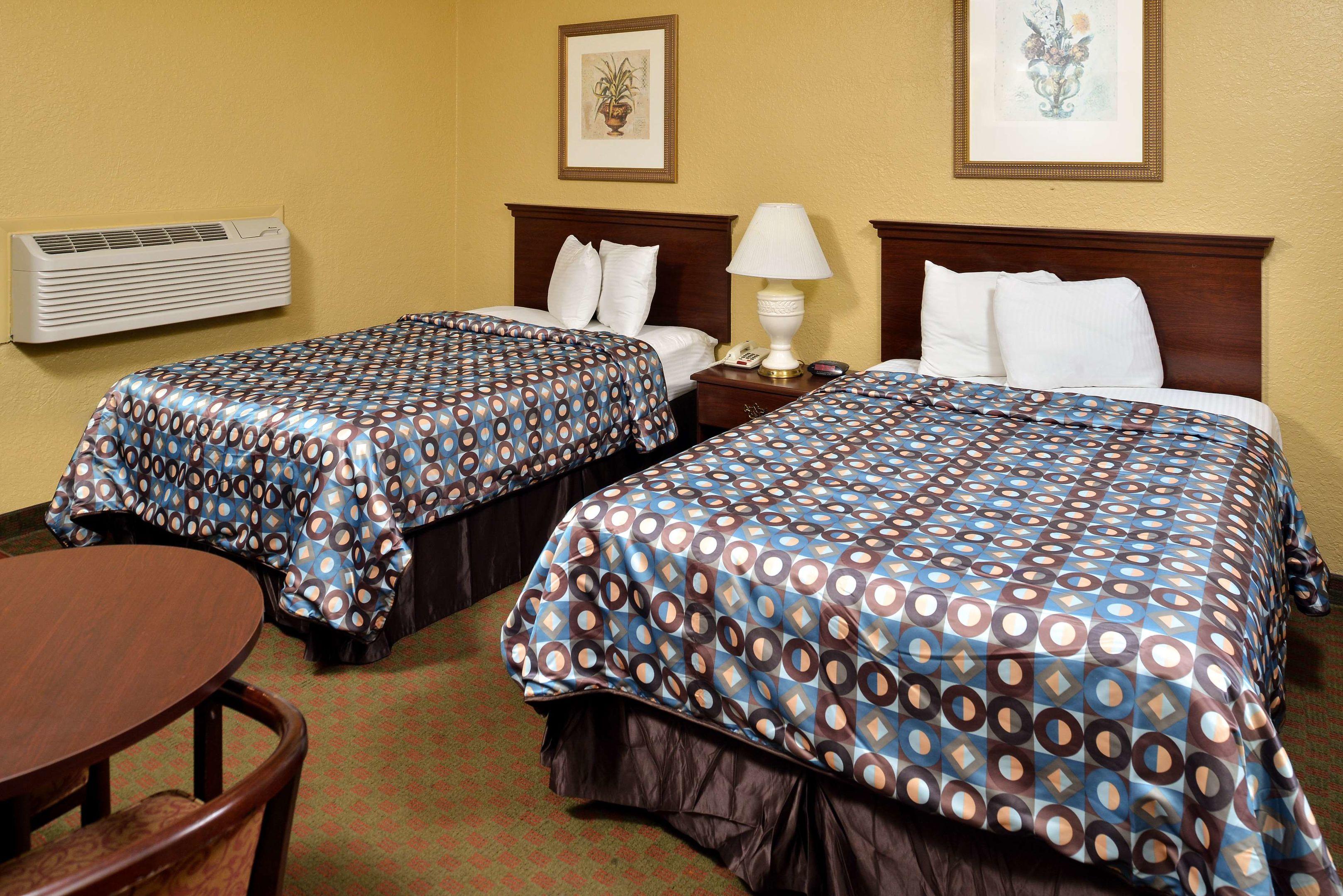 Americas Best Value Inn — photo 4