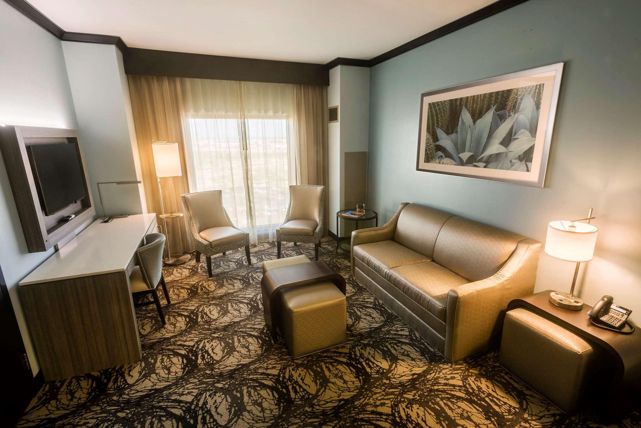 Wild Horse Pass Hotel & Casino — photo 3