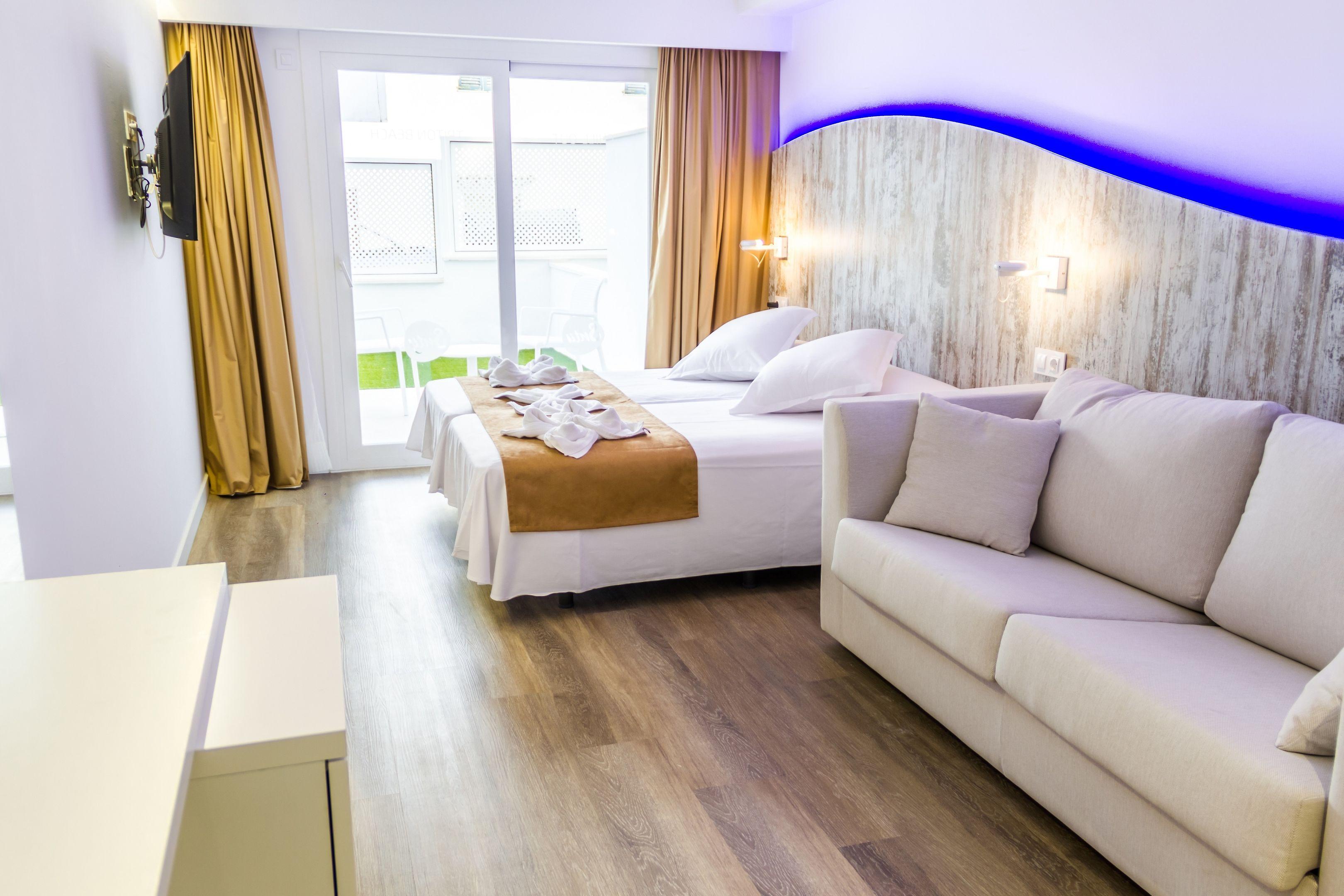 Hotel Triton Beach — photo 4