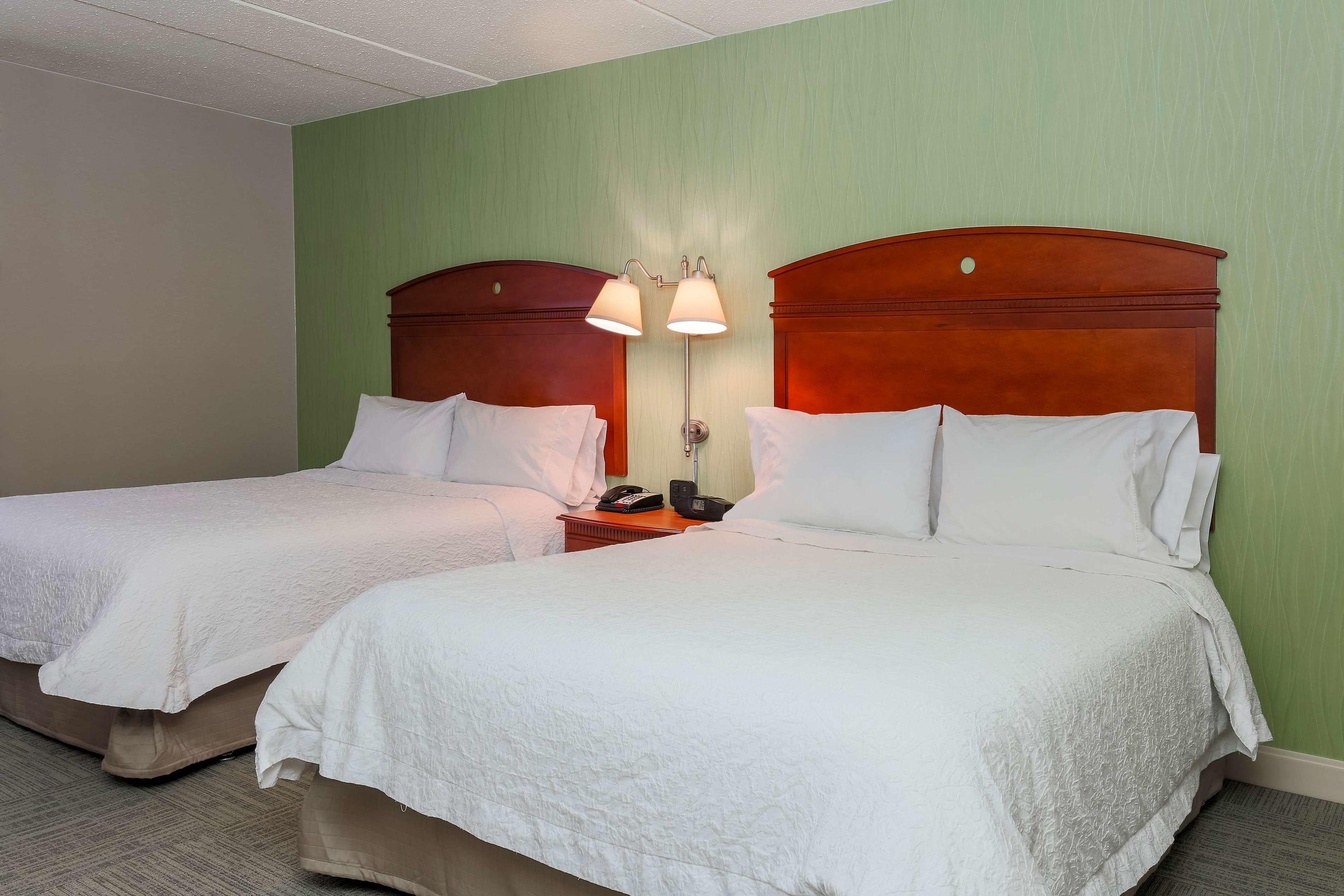 Hampton Inn & Suites — photo 4