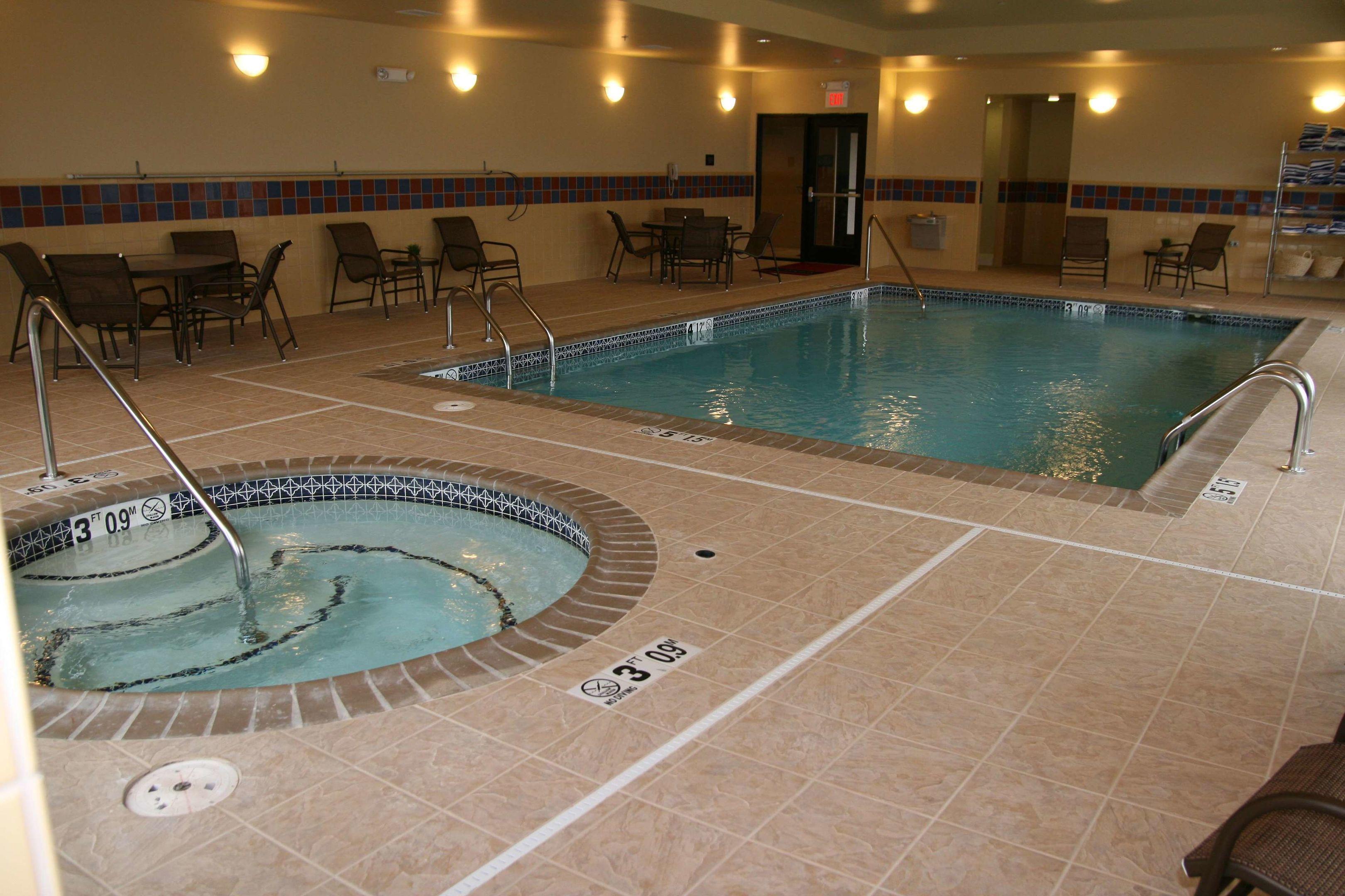 Hampton Inn Mountain Home — photo 4