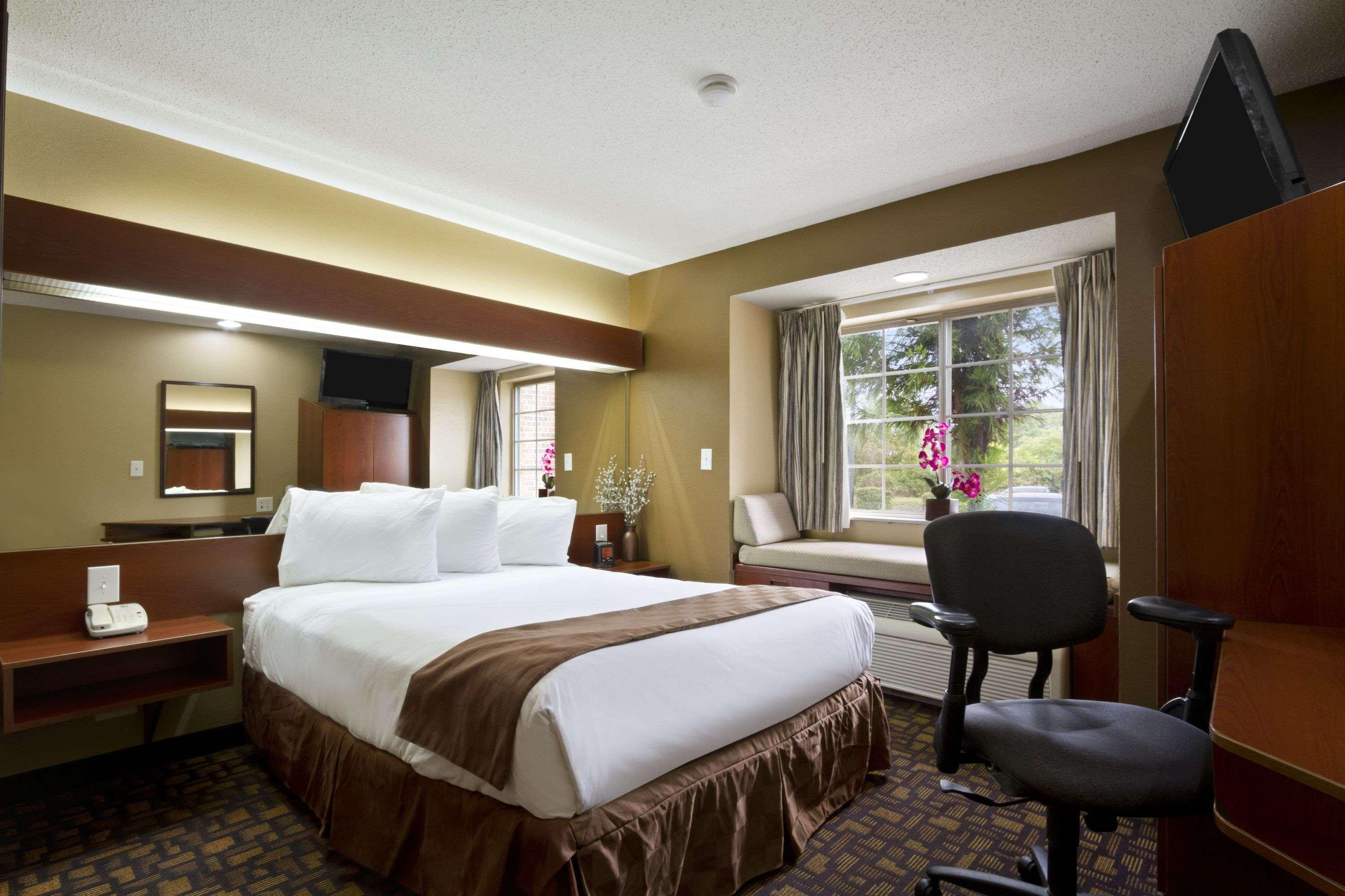 Microtel Inn & Suites by Wyndham Lithonia - Stone Mountain
