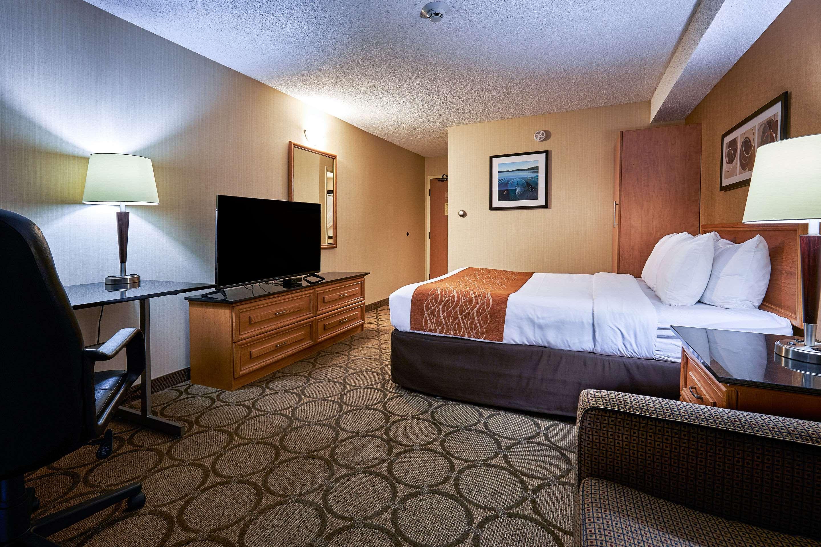 Comfort Inn Rouyn-Noranda — photo 5