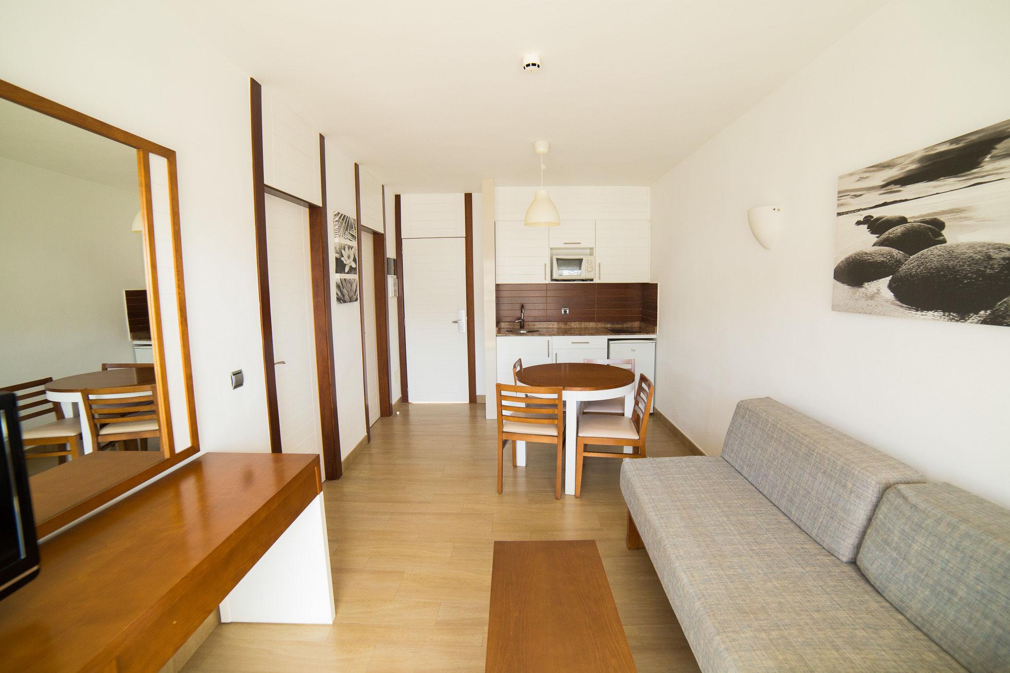 Altair Apartments — photo 4