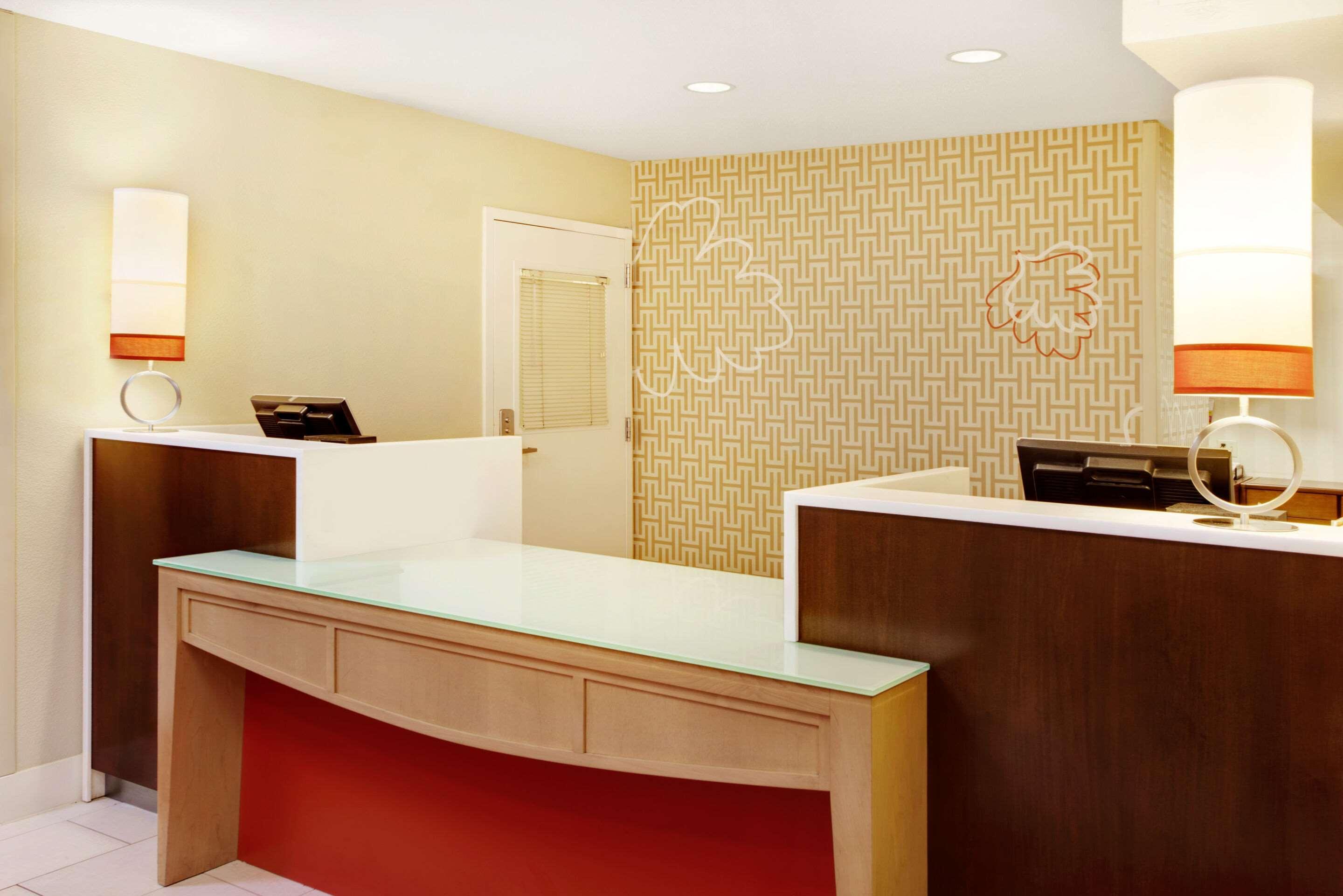 MainStay Suites Chicago Schaumburg — photo 3