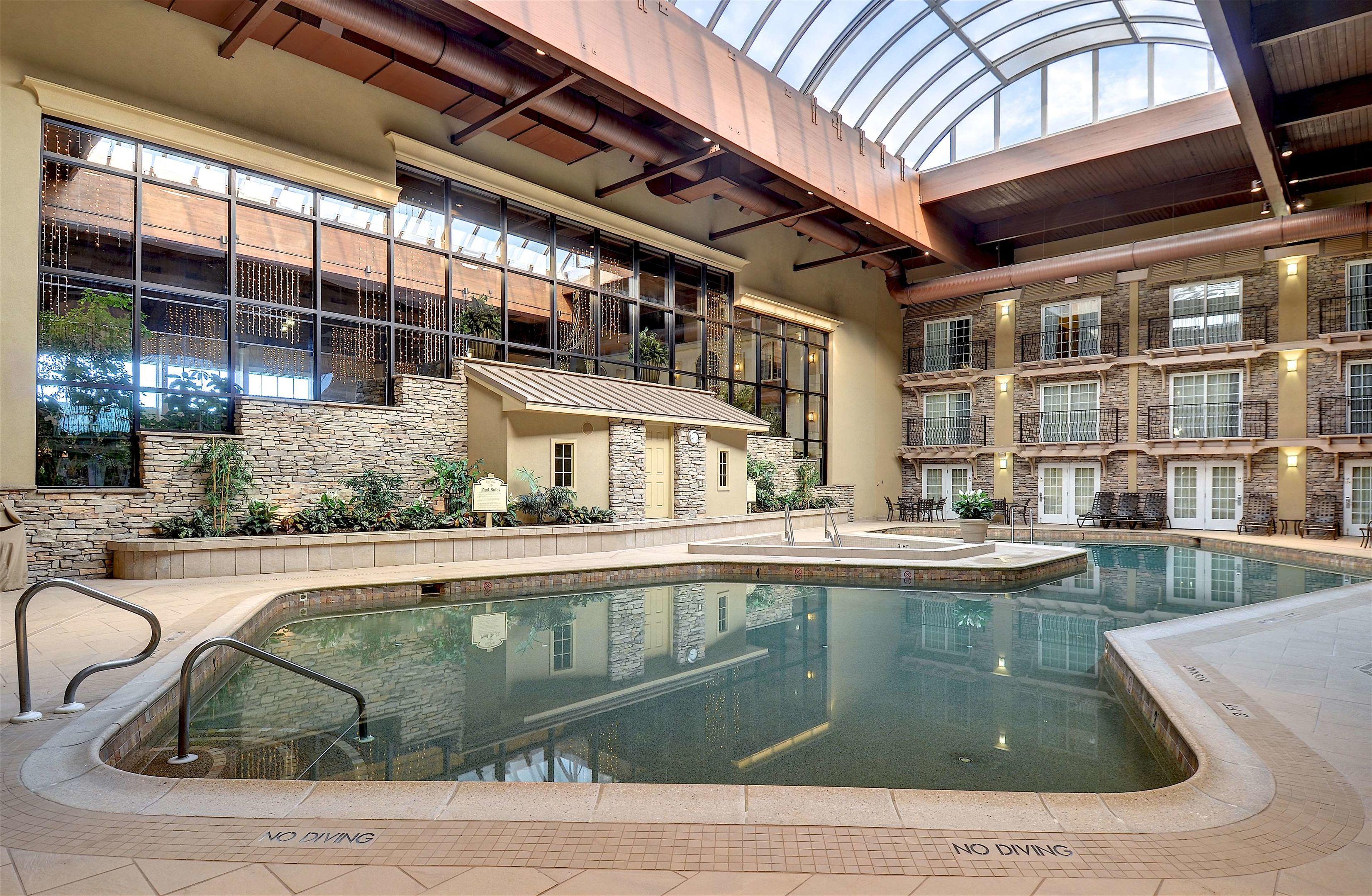 Eden Resort and Suites BW Premier Collection — photo 4