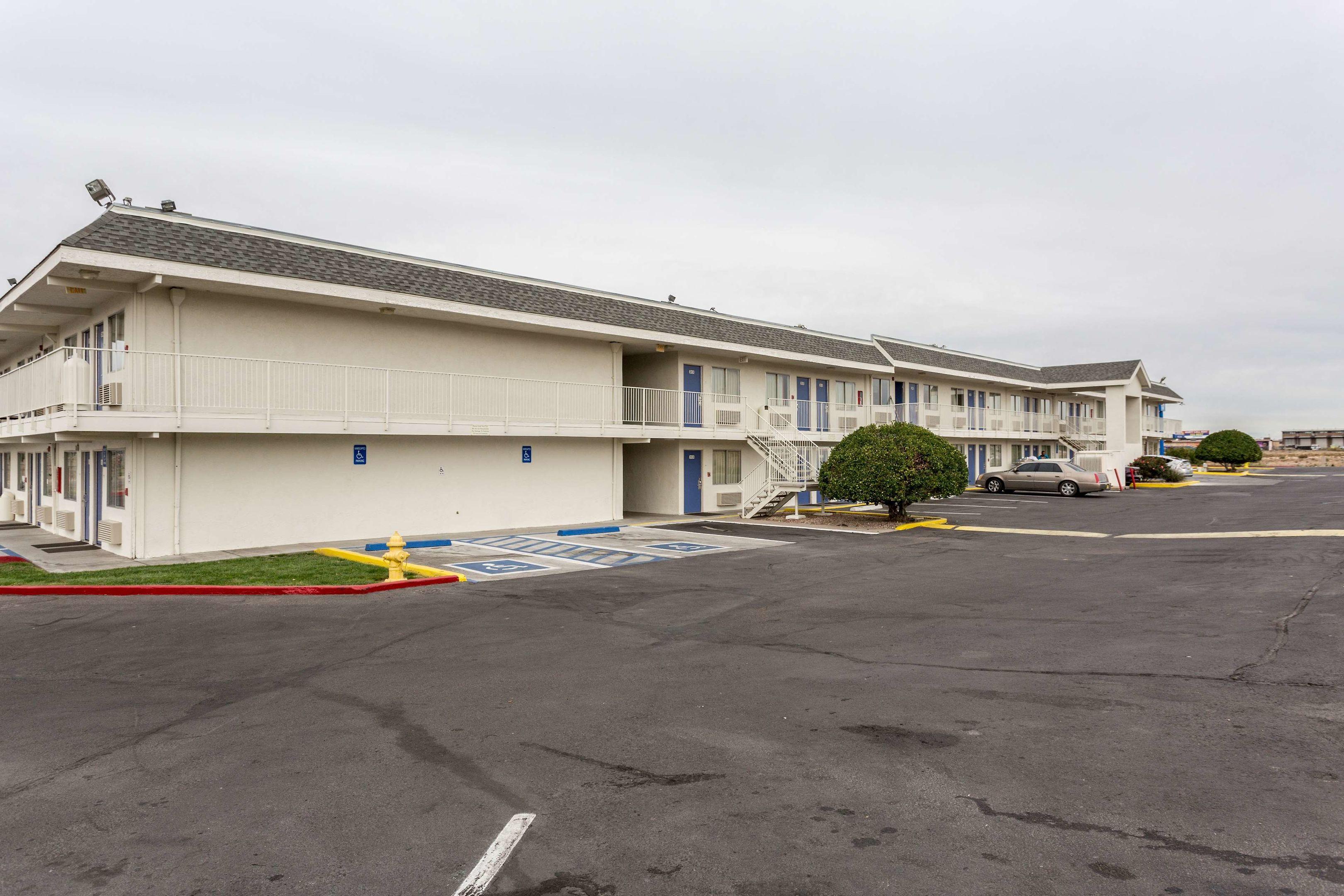 Motel 6 Albuquerque South - Airport — photo 4