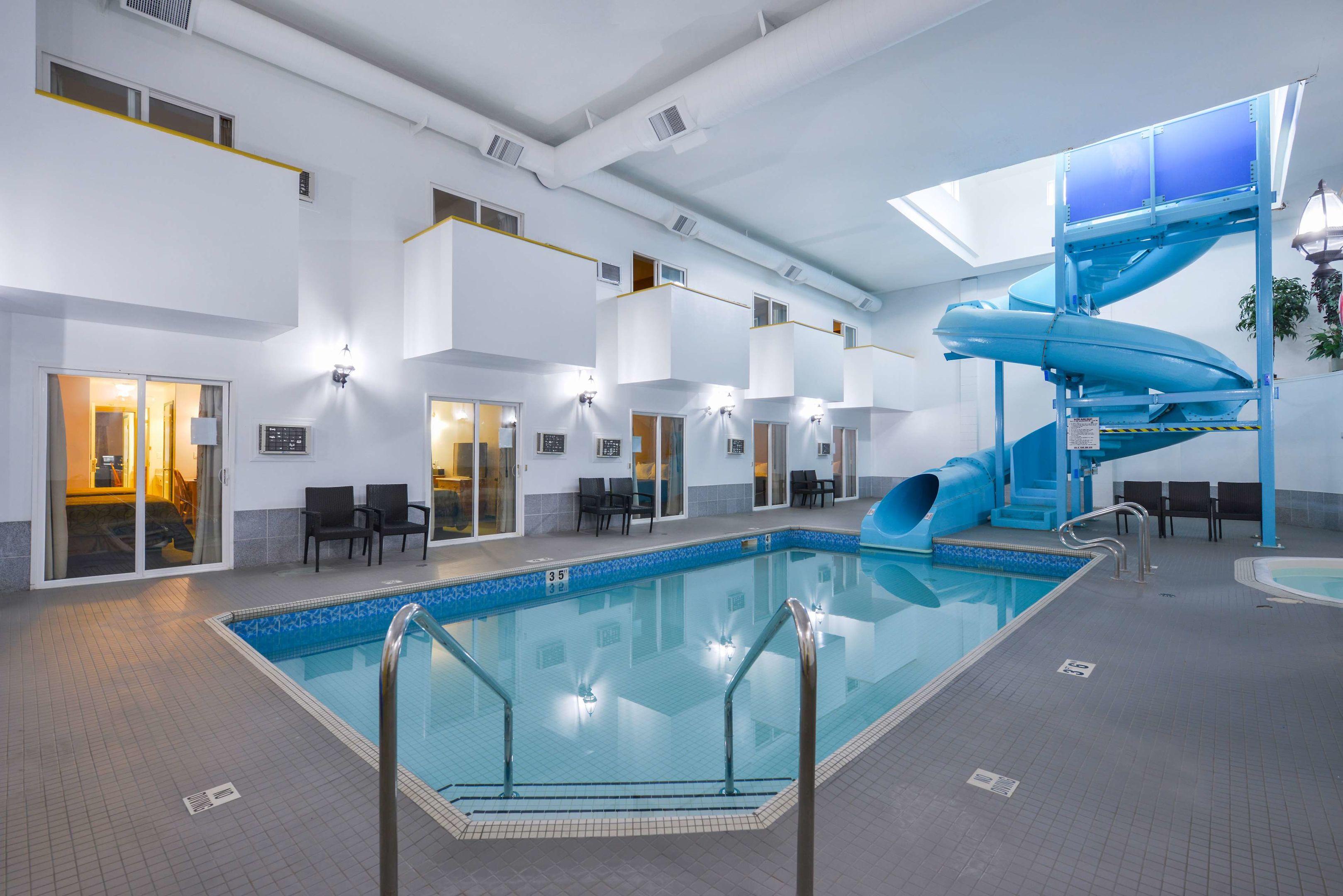 Canadas Best Value Inn Valemount — photo 5