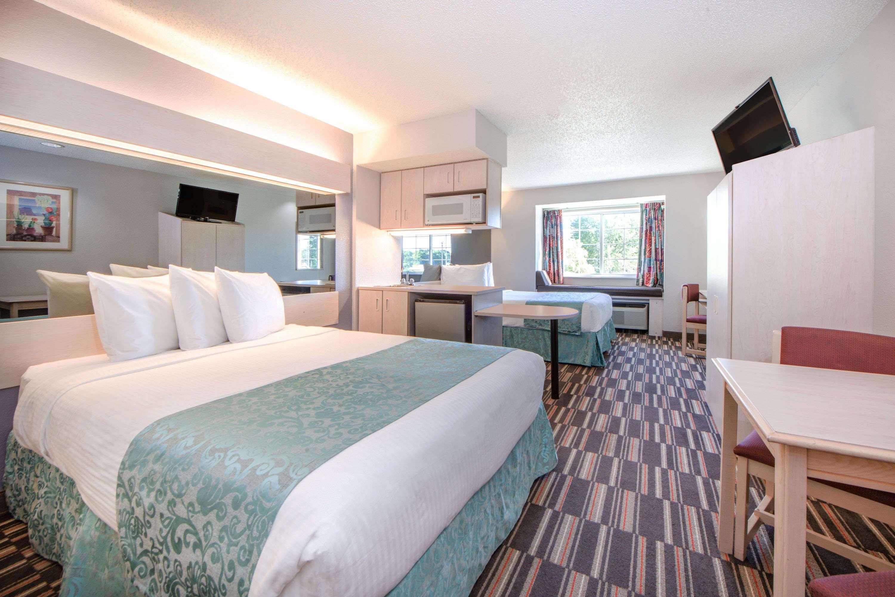Microtel Inn & Suites by Wyndham Claremore — photo 5
